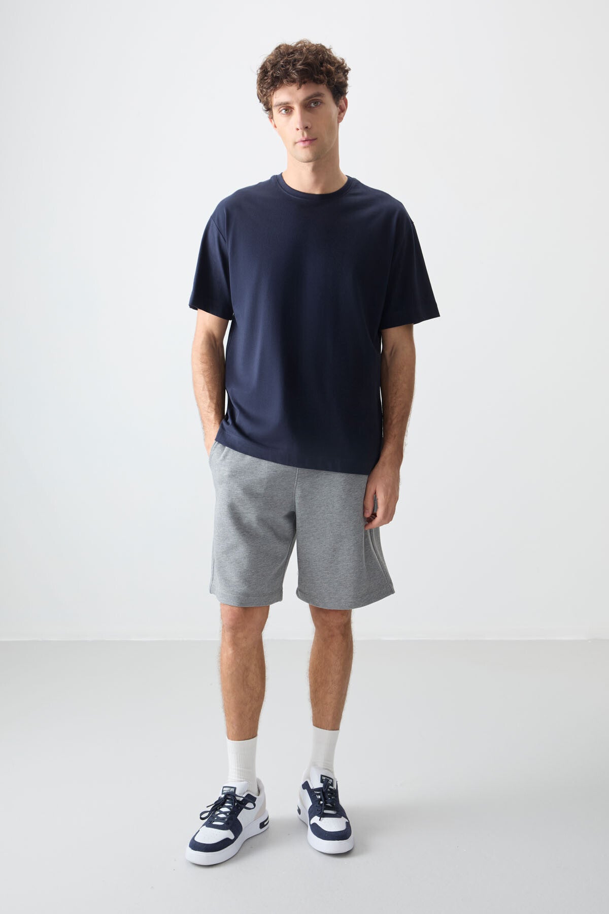 Image of Lacivert %100 Pamuk Kalın Yumuşak Dokulu Oversize Fit Basic Erkek T-Shirt - 88353