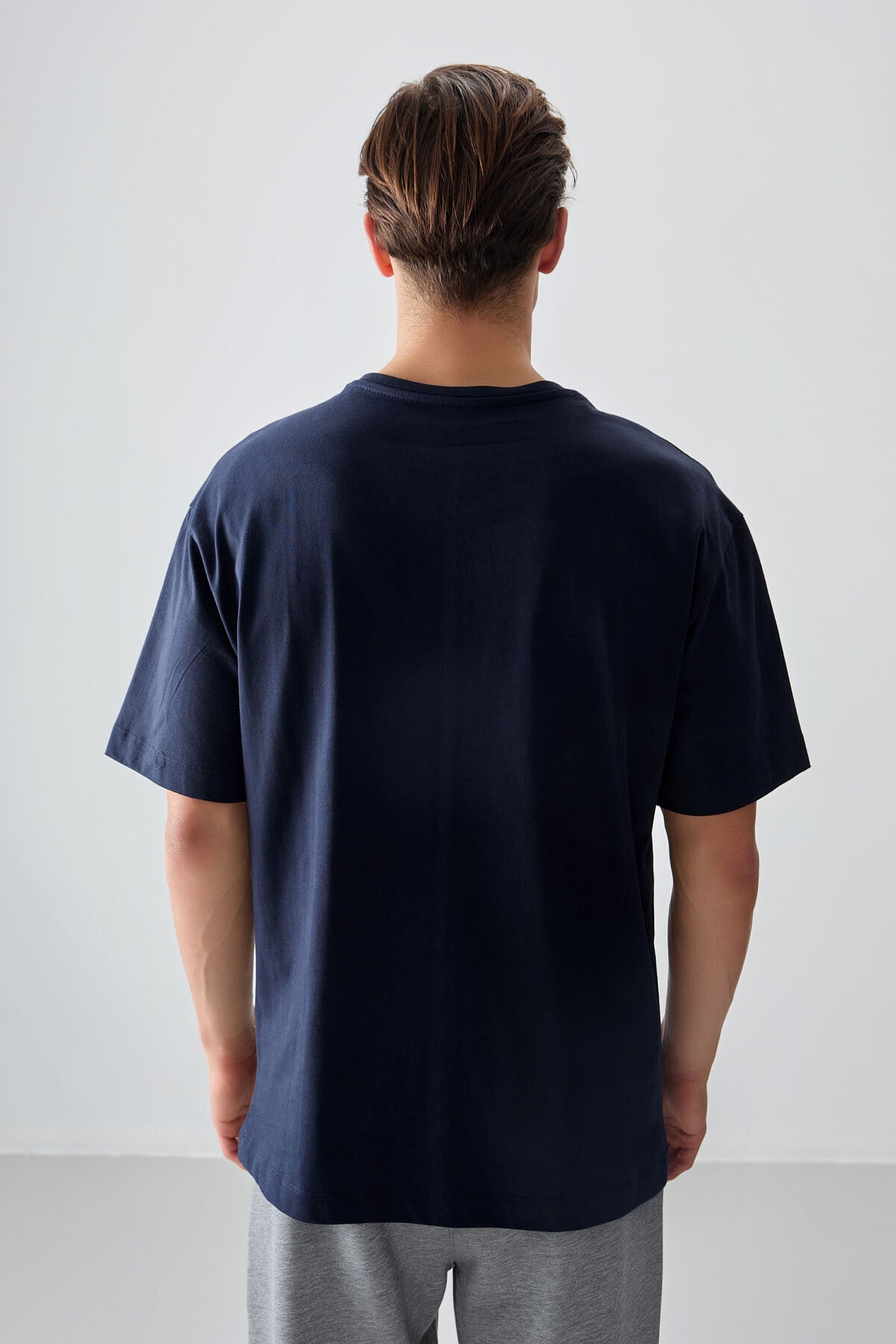 Image of Tricou bărbătesc bleumarin, 100% bumbac, gros, texturat, supradimensionat, imprimat - 88358