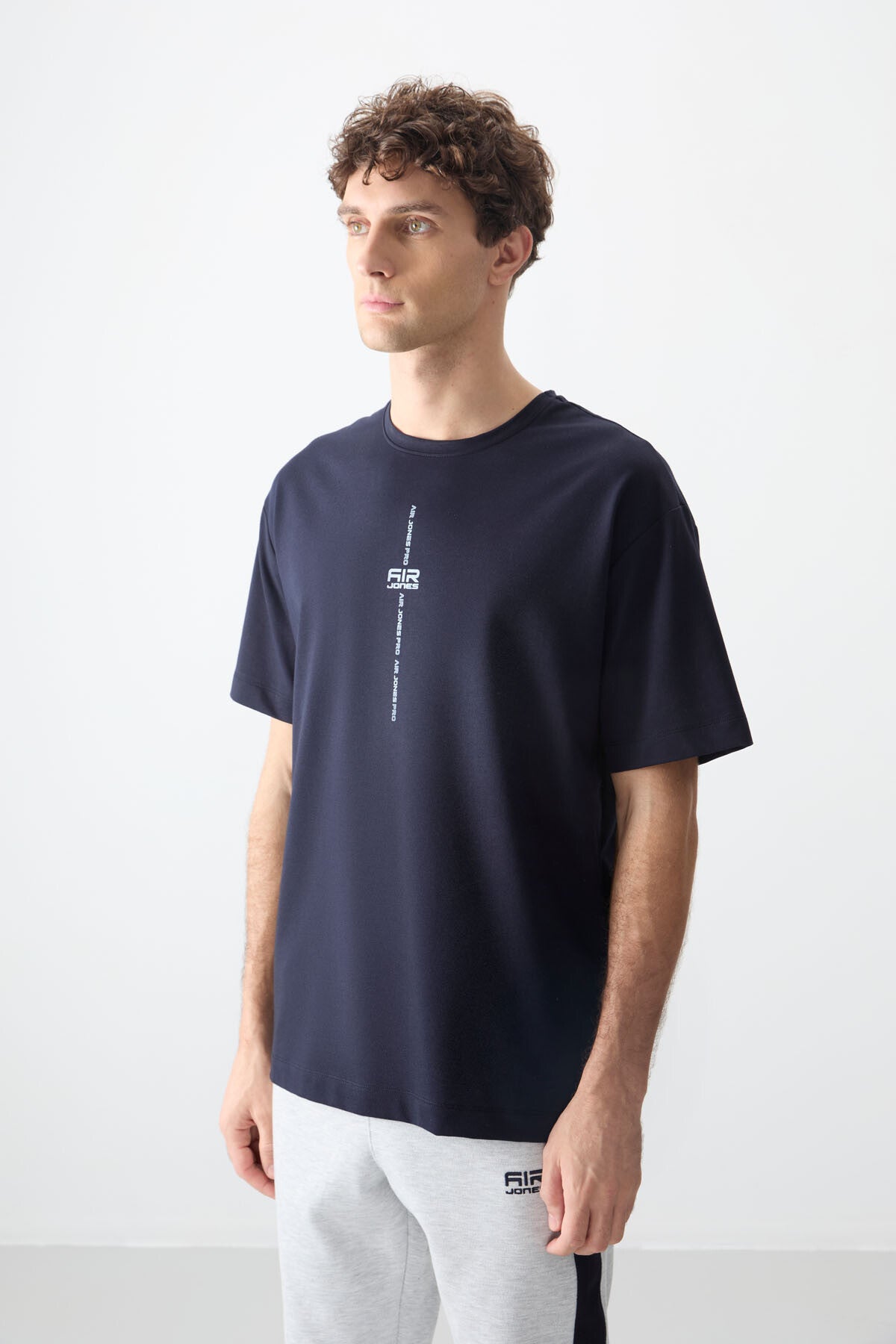 Image of Lacivert Pamuklu Kalın Yumuşak Dokulu Oversize Fit Baskılı Erkek T-Shirt - 88373