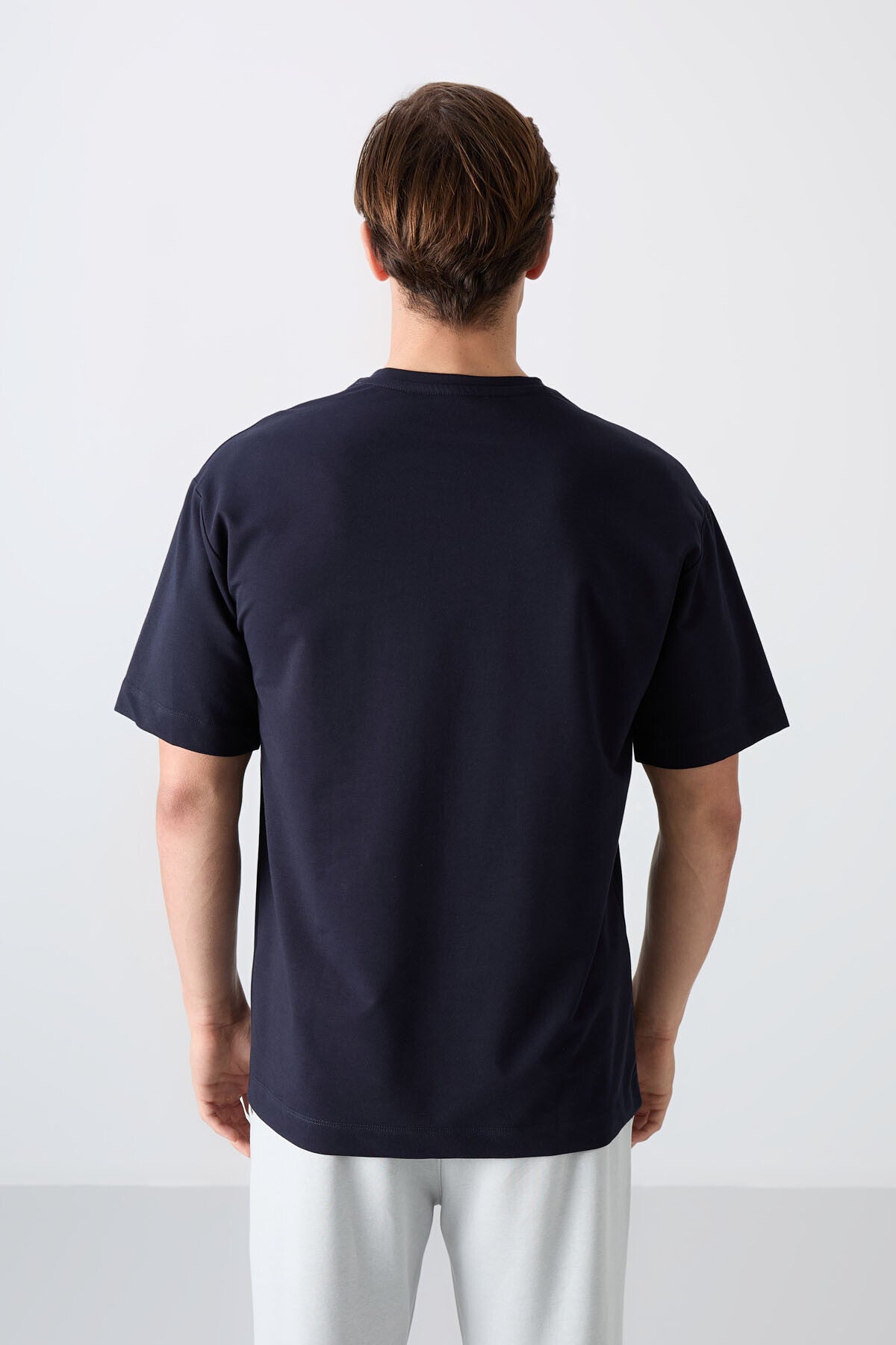 Image of Lacivert Pamuklu Kalın Yumuşak Dokulu Oversize Fit Baskılı Erkek T-Shirt - 88344