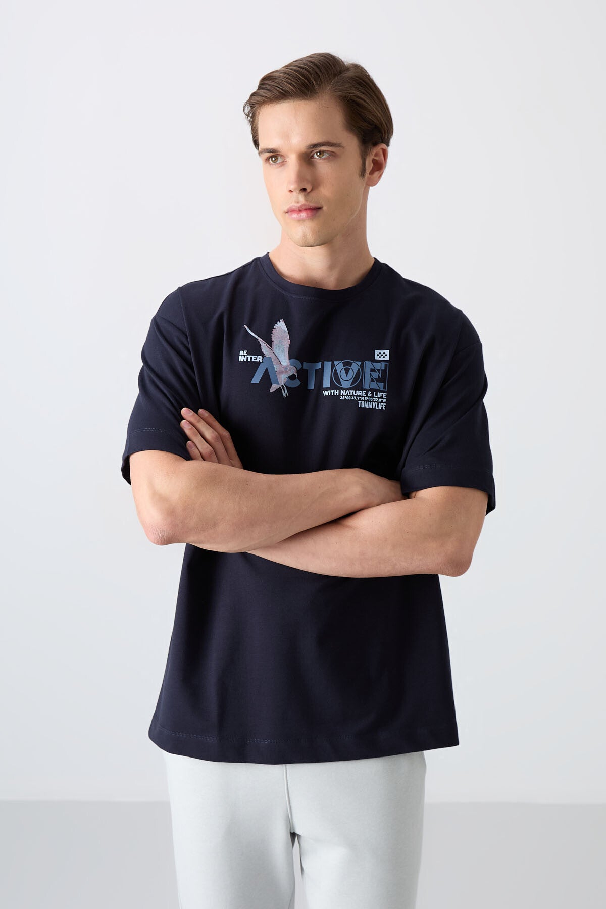 Image of Lacivert Pamuklu Kalın Yumuşak Dokulu Oversize Fit Baskılı Erkek T-Shirt - 88344