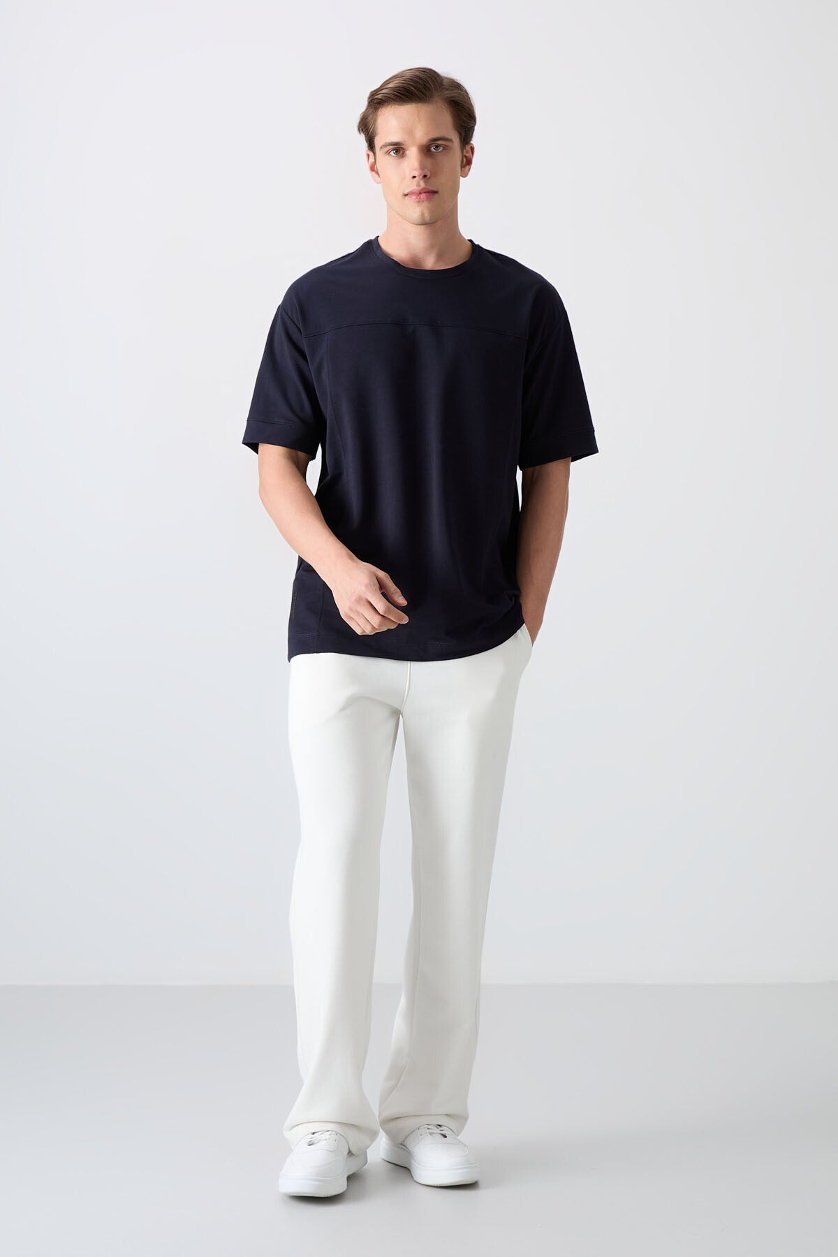 Image of Lacivert Pamuklu Kalın Yumuşak Dokulu Oversize Fit Basic Erkek T-Shirt - 88349