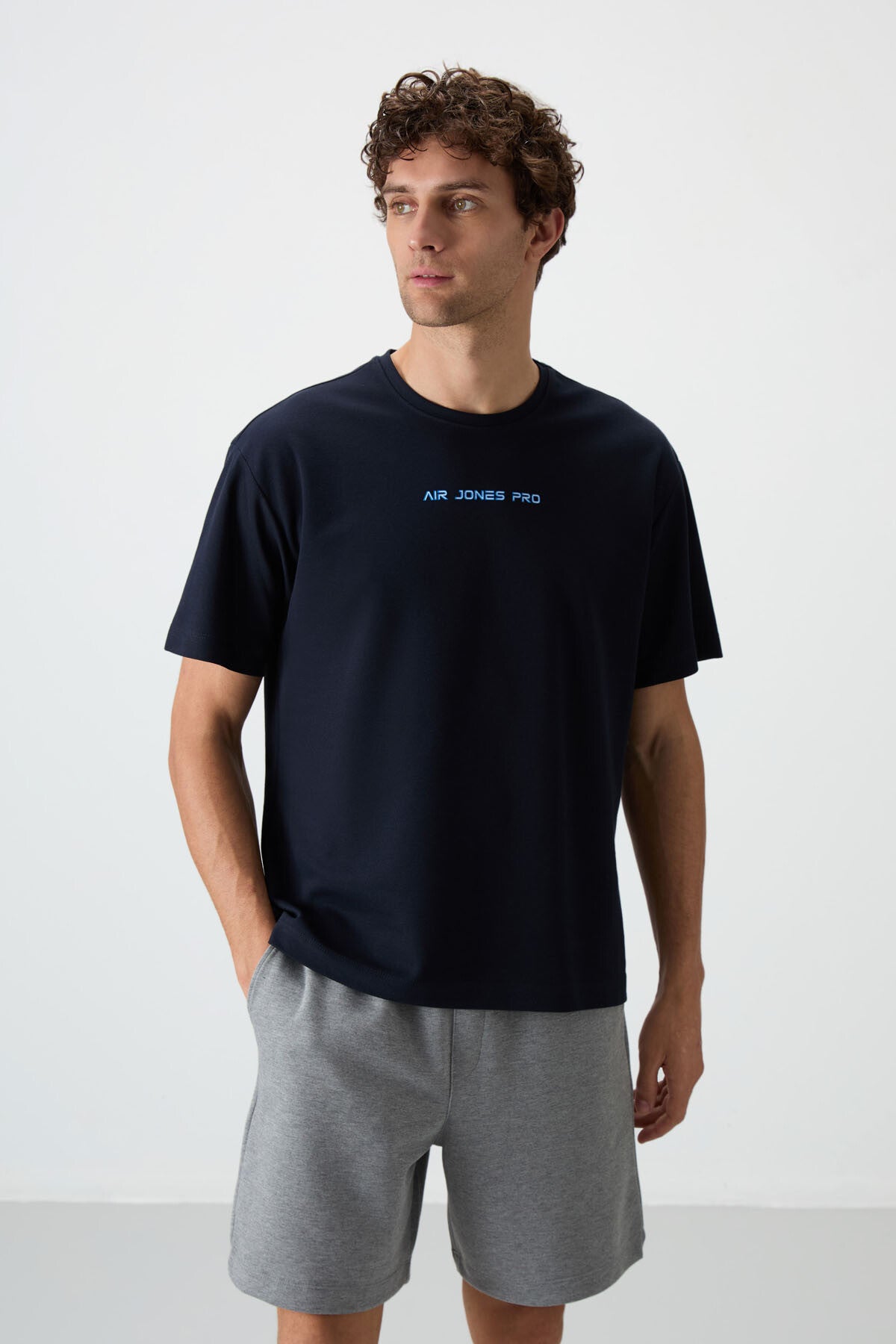 Image of Lacivert Pamuklu Kalın Yüzeyi Dokulu Oversize Fit  Baskılı Erkek T-Shirt - 88364