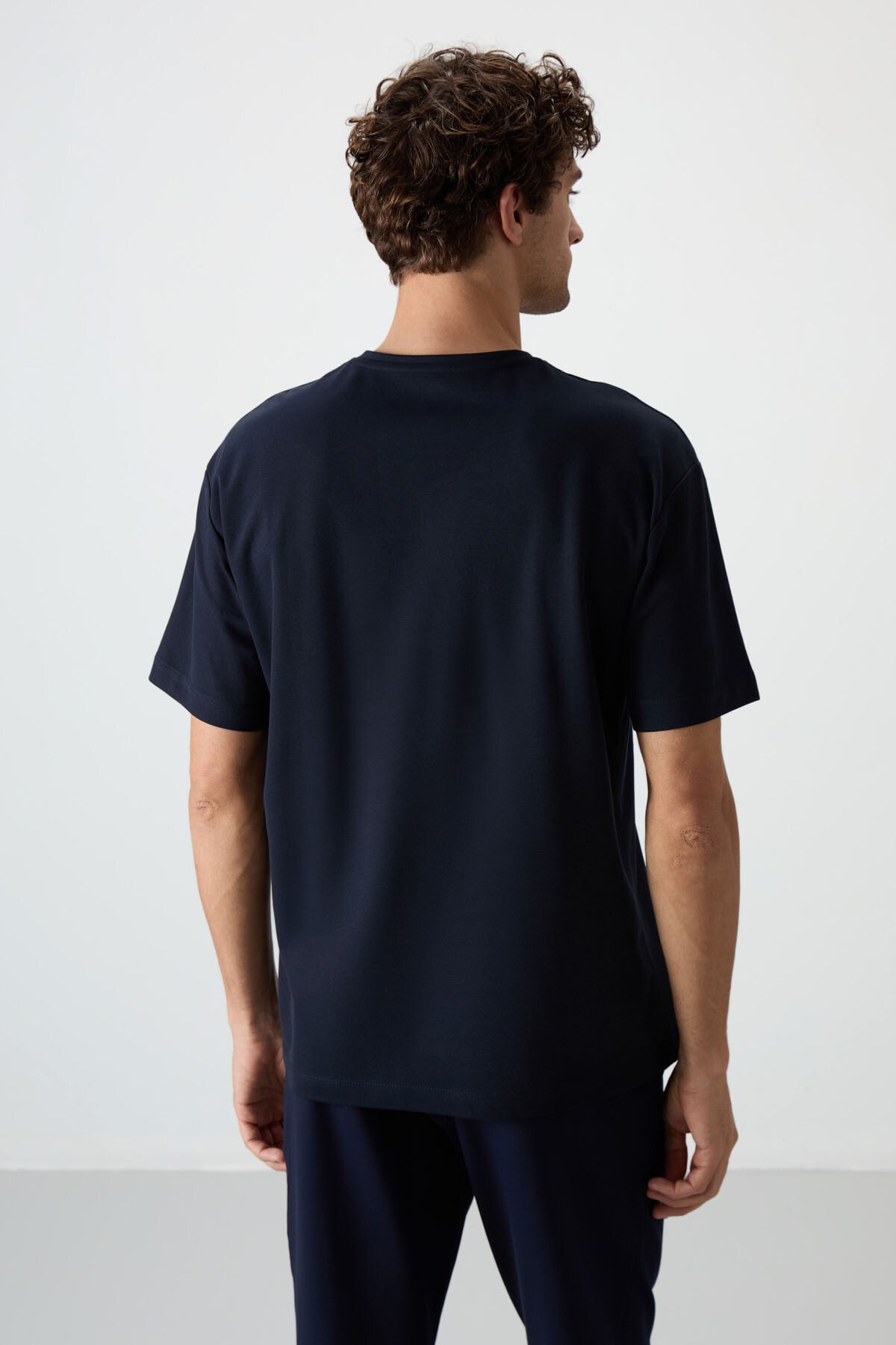 Image of Lacivert Pamuklu Kalın Yüzeyi Dokulu Oversize Fit  Baskılı Erkek T-Shirt - 88366