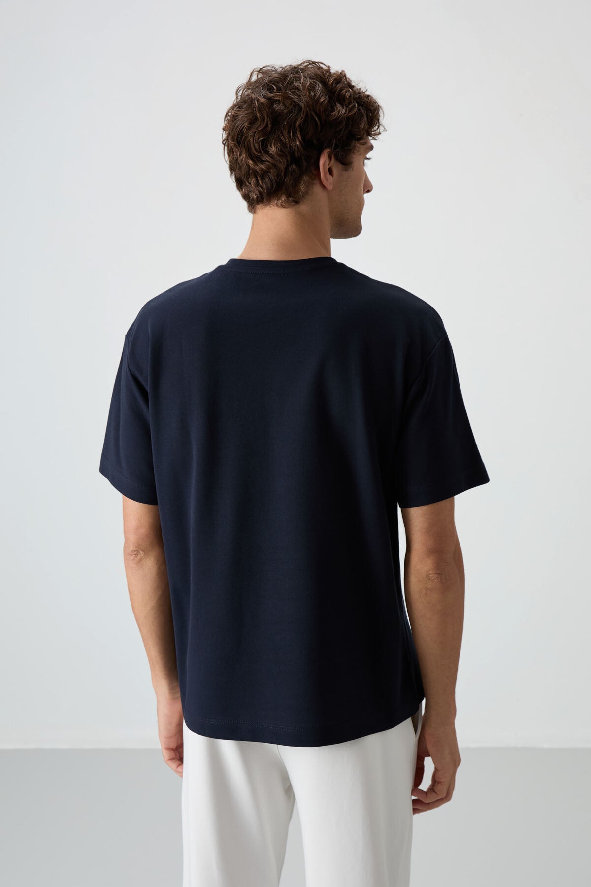 Image of Tricou bărbătesc din bumbac gros, texturat, cu croială supradimensionată, bleumarin - 88367