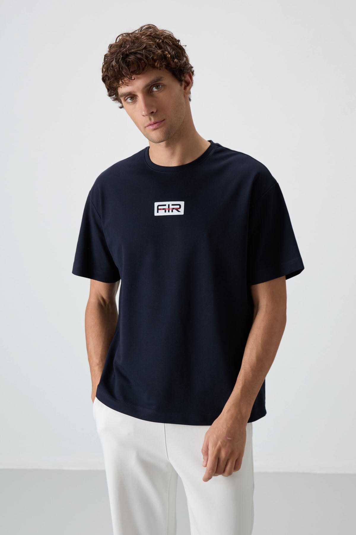 Image of Tricou bărbătesc din bumbac gros, texturat, cu croială supradimensionată, bleumarin - 88367