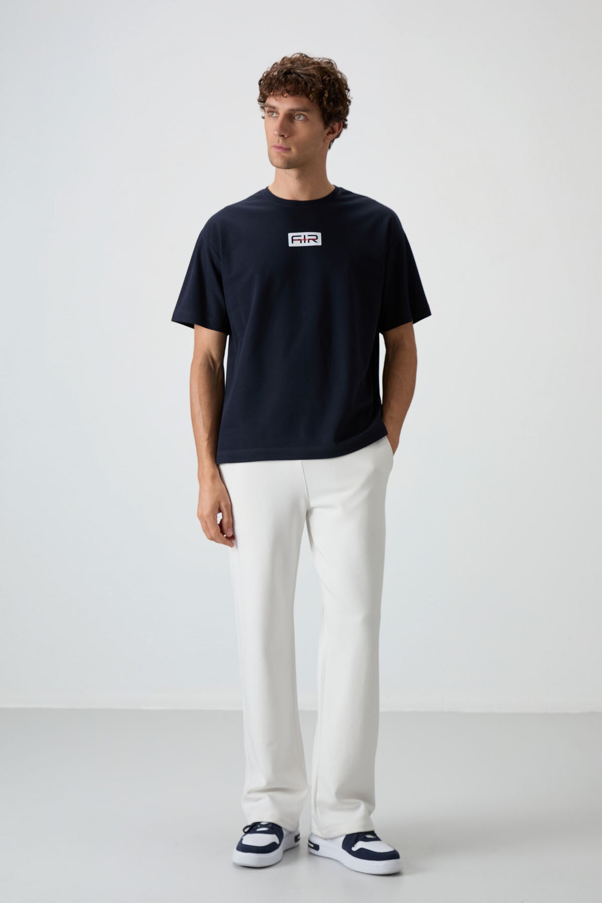 Image of Tricou bărbătesc din bumbac gros, texturat, cu croială supradimensionată, bleumarin - 88367