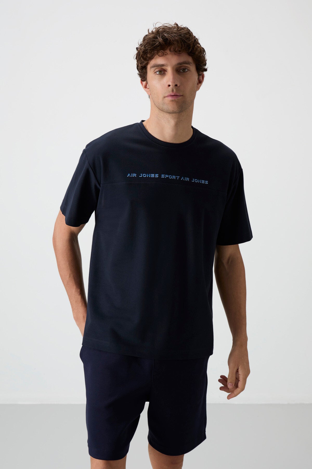 Image of Lacivert Pamuklu Kalın Yüzeyi Dokulu Oversize Fit  Baskılı Erkek T-Shirt - 88371
