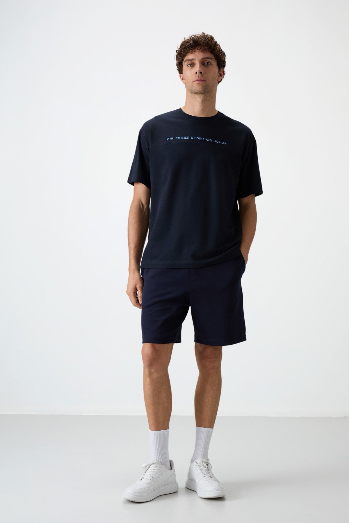 Image of Lacivert Pamuklu Kalın Yüzeyi Dokulu Oversize Fit  Baskılı Erkek T-Shirt - 88371