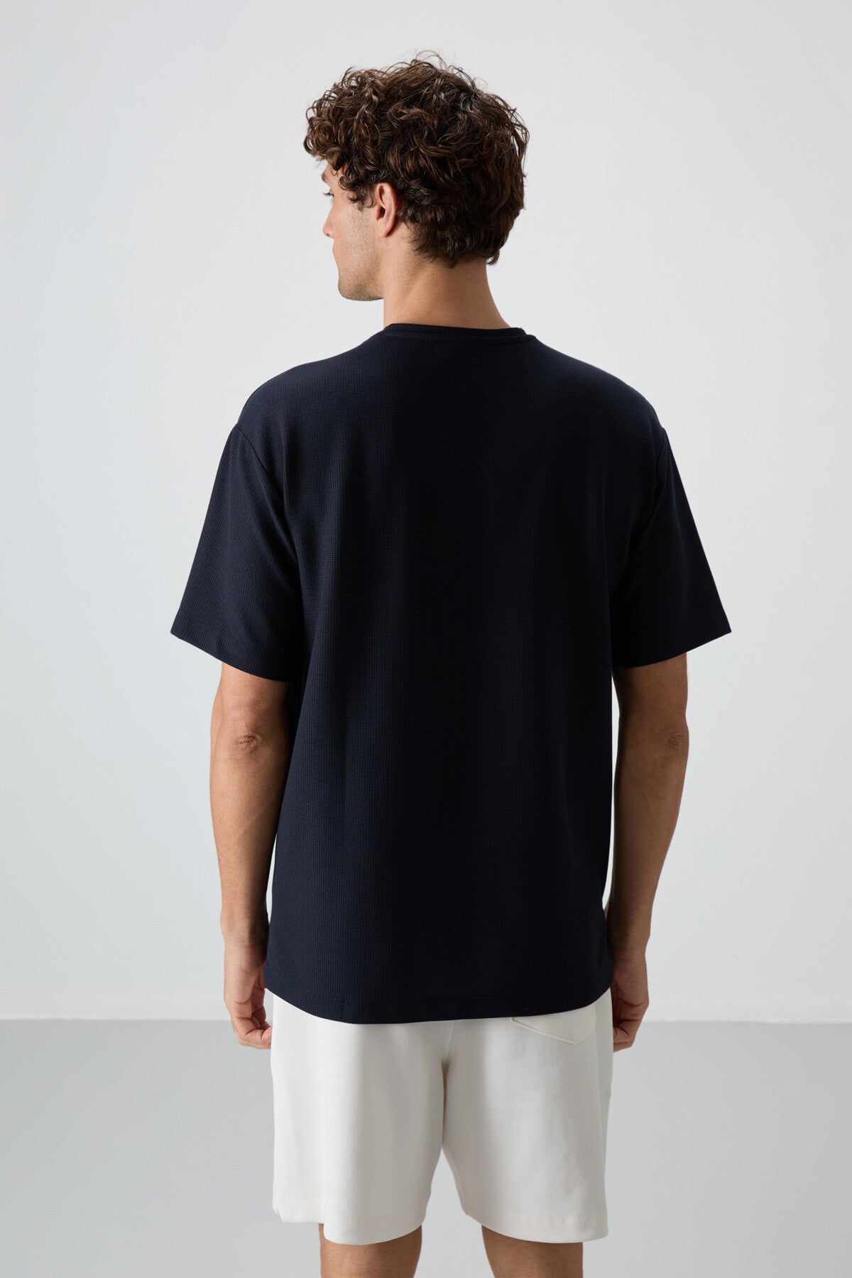 Image of Lacivert Waffle İnterlok Yüzeyi Dokulu Oversize Fit Basic Erkek T-Shirt - 88380