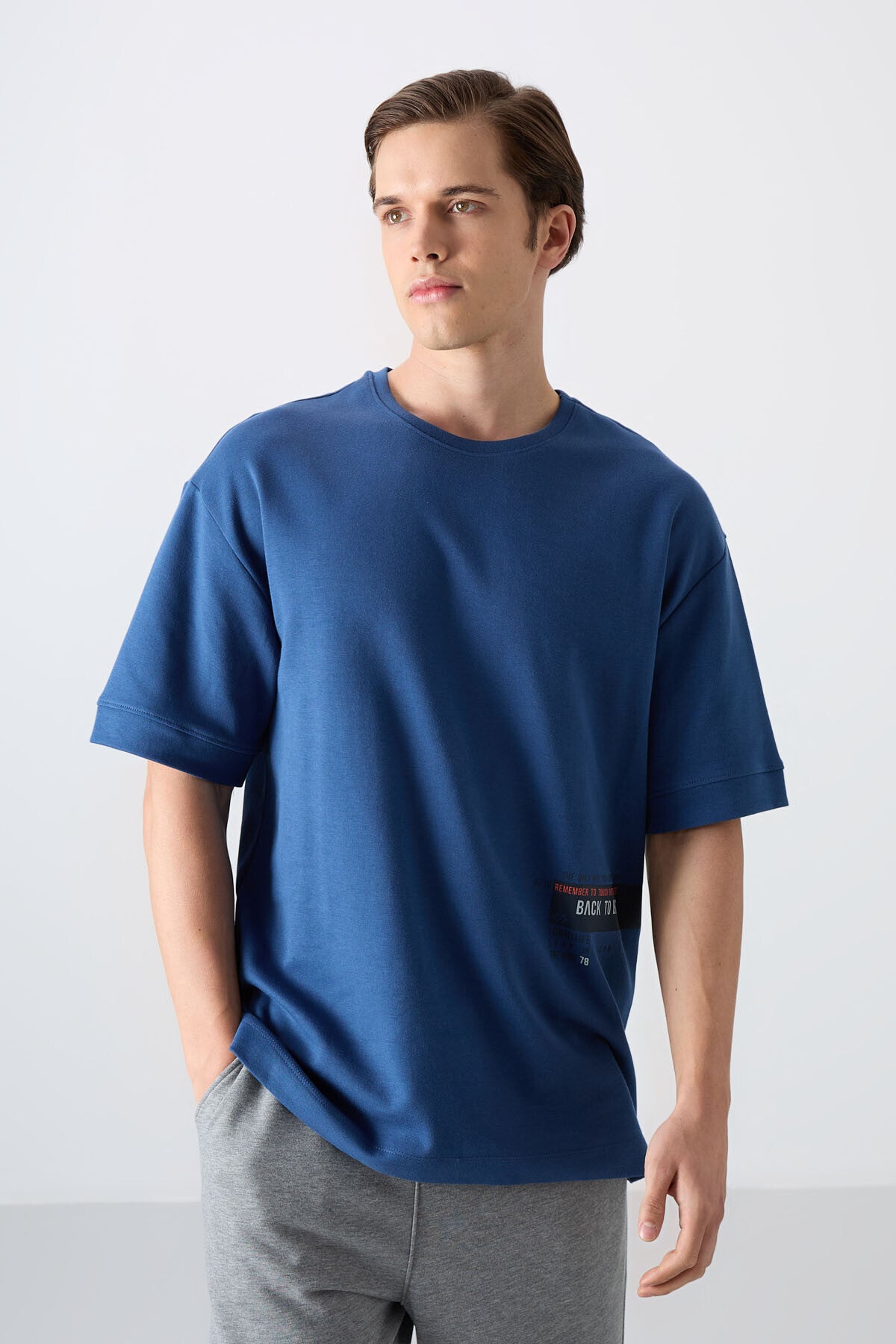 Image of Parlament Pamuklu Kalın Yumuşak Dokulu Oversize Fit Baskılı Erkek T-Shirt - 88322