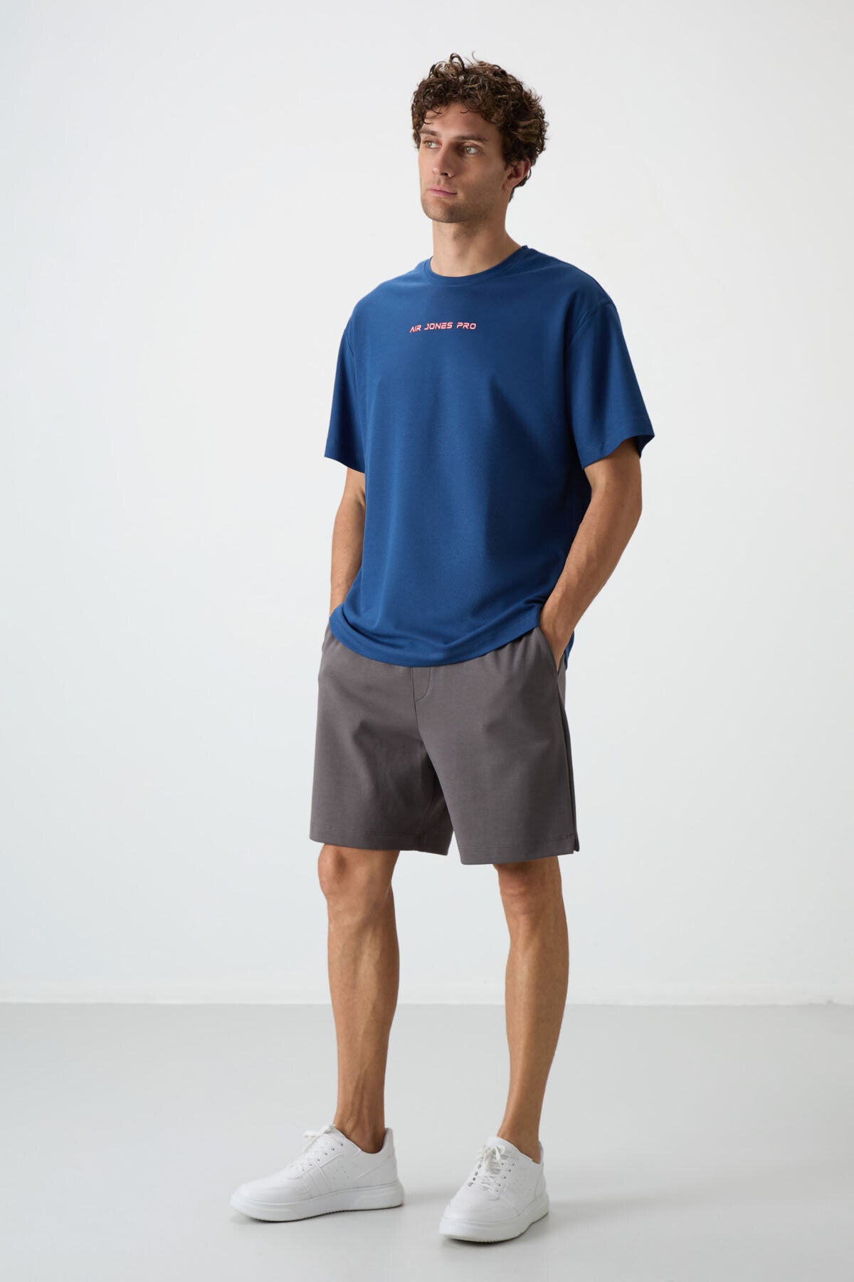 Image of Parlament Pamuklu Kalın Yüzeyi Dokulu Oversize Fit  Baskılı Erkek T-Shirt - 88364