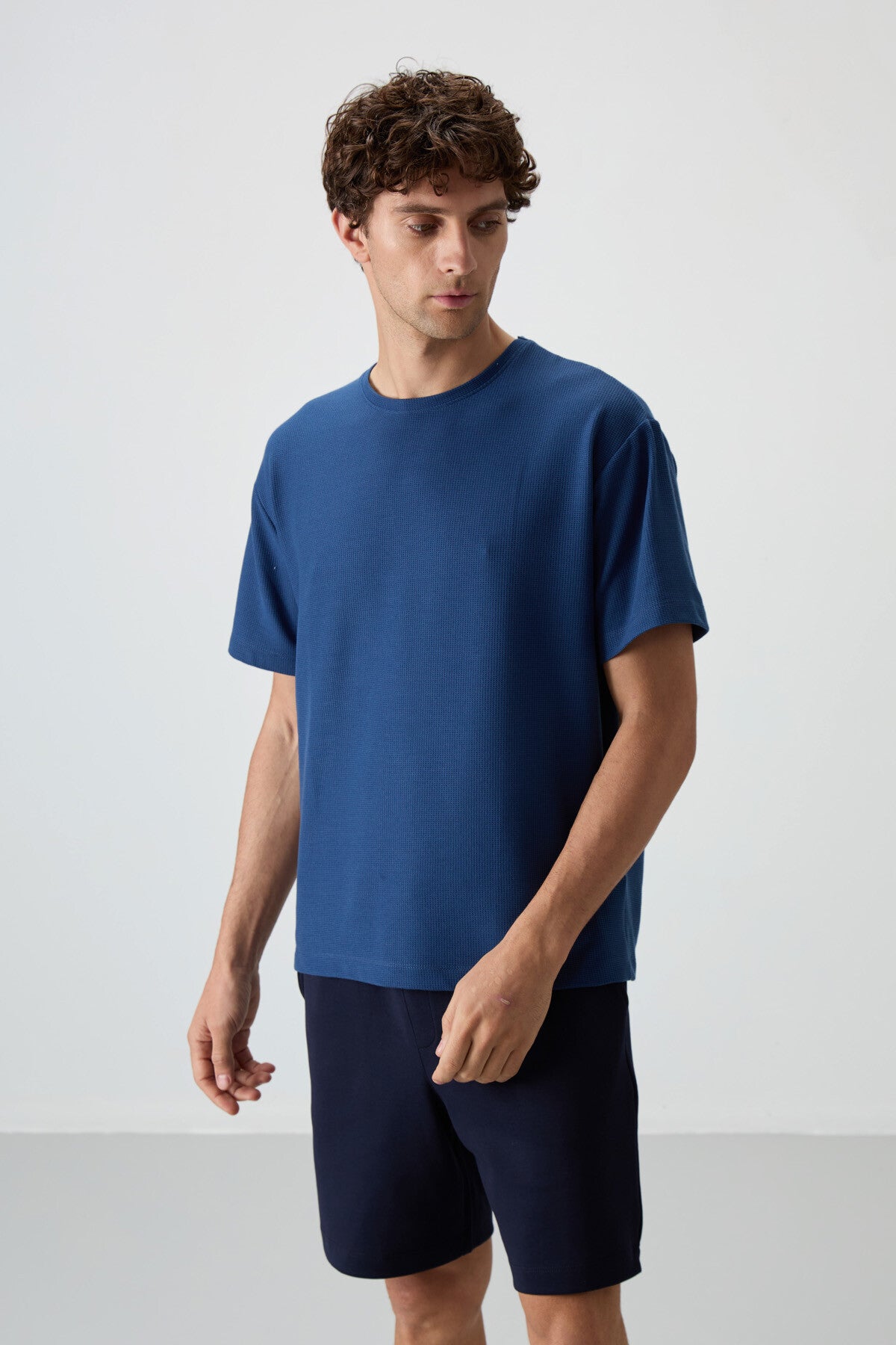 Image of Parlament Waffle İnterlok Yüzeyi Dokulu Oversize Fit Basic Erkek T-Shirt - 88379