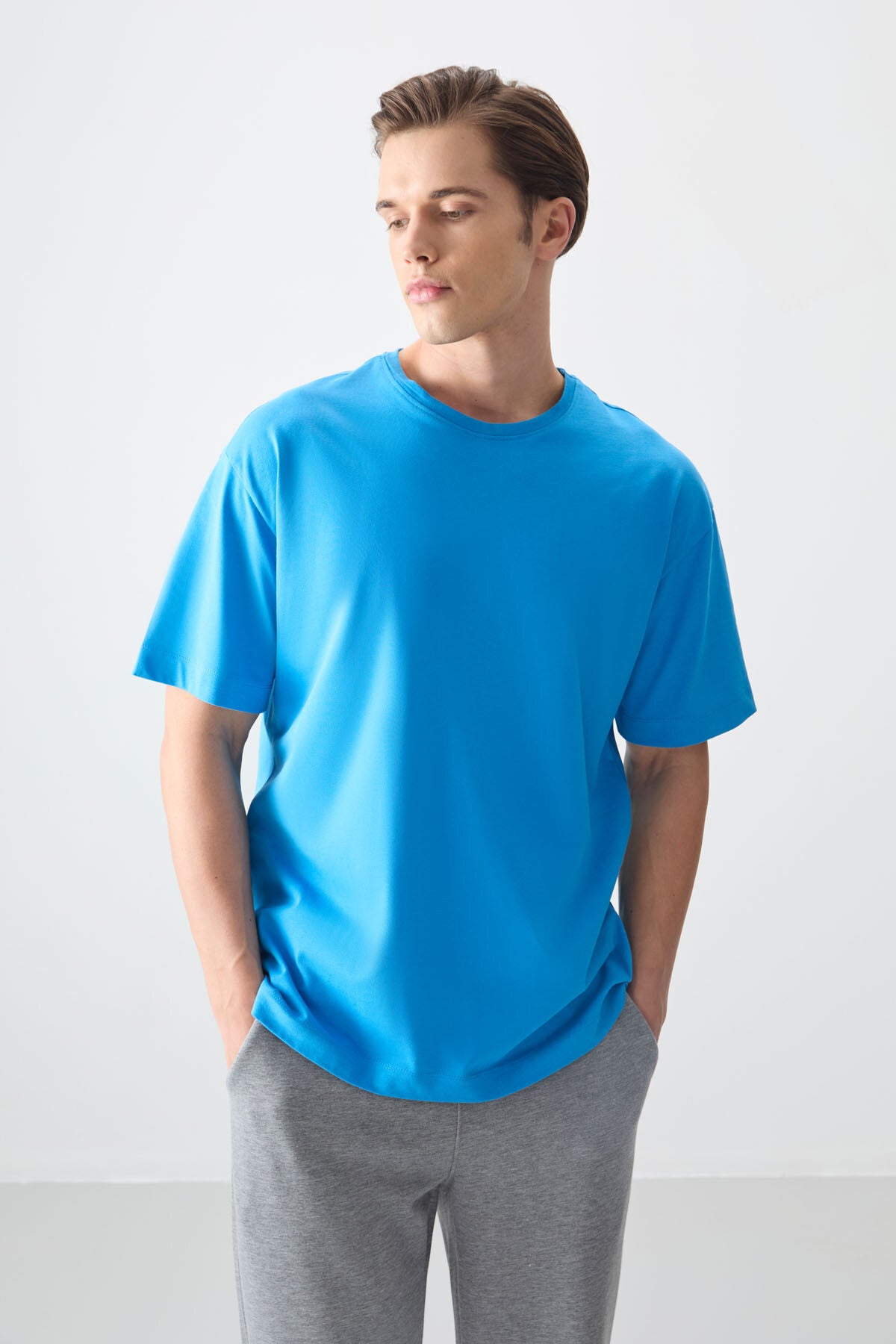 Image of Petrol Mavi %100 Pamuk Kalın Yumuşak Dokulu Oversize Fit Basic Erkek T-Shirt - 88353