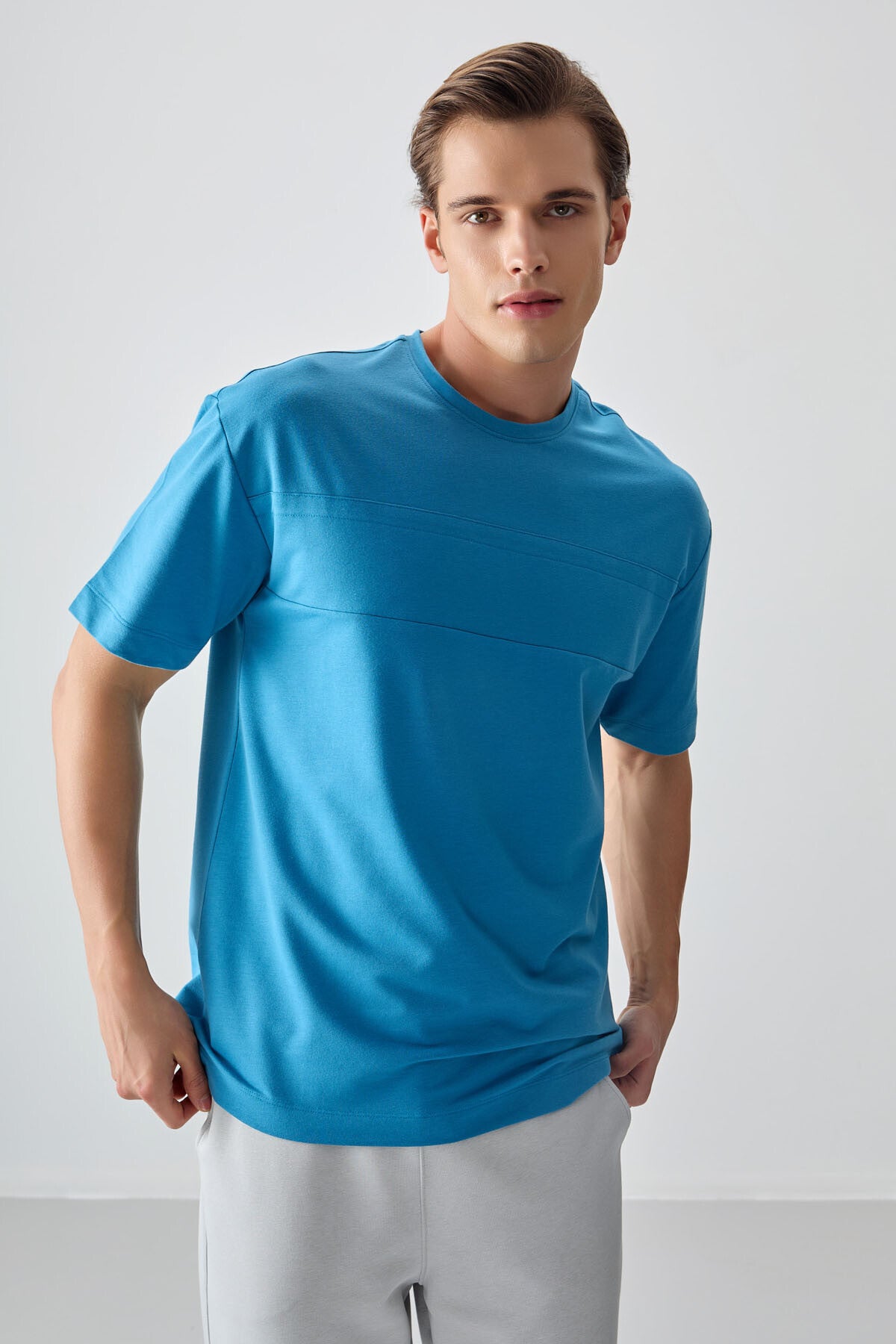 Image of Petrol Mavi Pamuklu Kalın Yumuşak Dokulu Oversize Fit Basic Erkek T-Shirt - 88378
