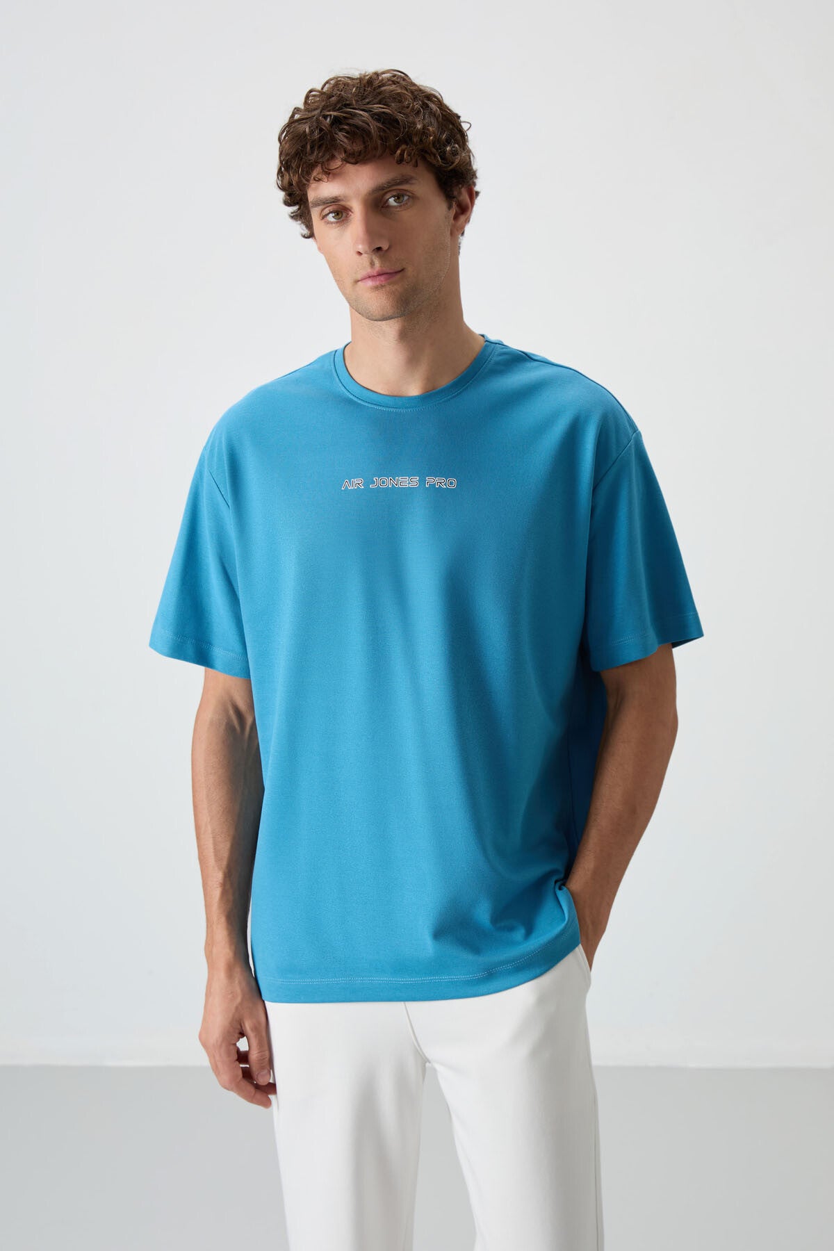 Image of Petrol Mavi Pamuklu Kalın Yüzeyi Dokulu Oversize Fit  Baskılı Erkek T-Shirt - 88364
