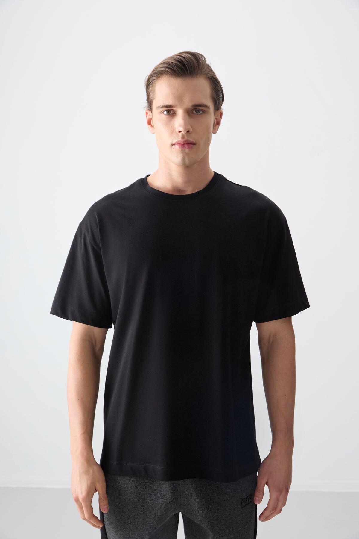 Image of Siyah %100 Pamuk Kalın Yumuşak Dokulu Oversize Fit Basic Erkek T-Shirt - 88353