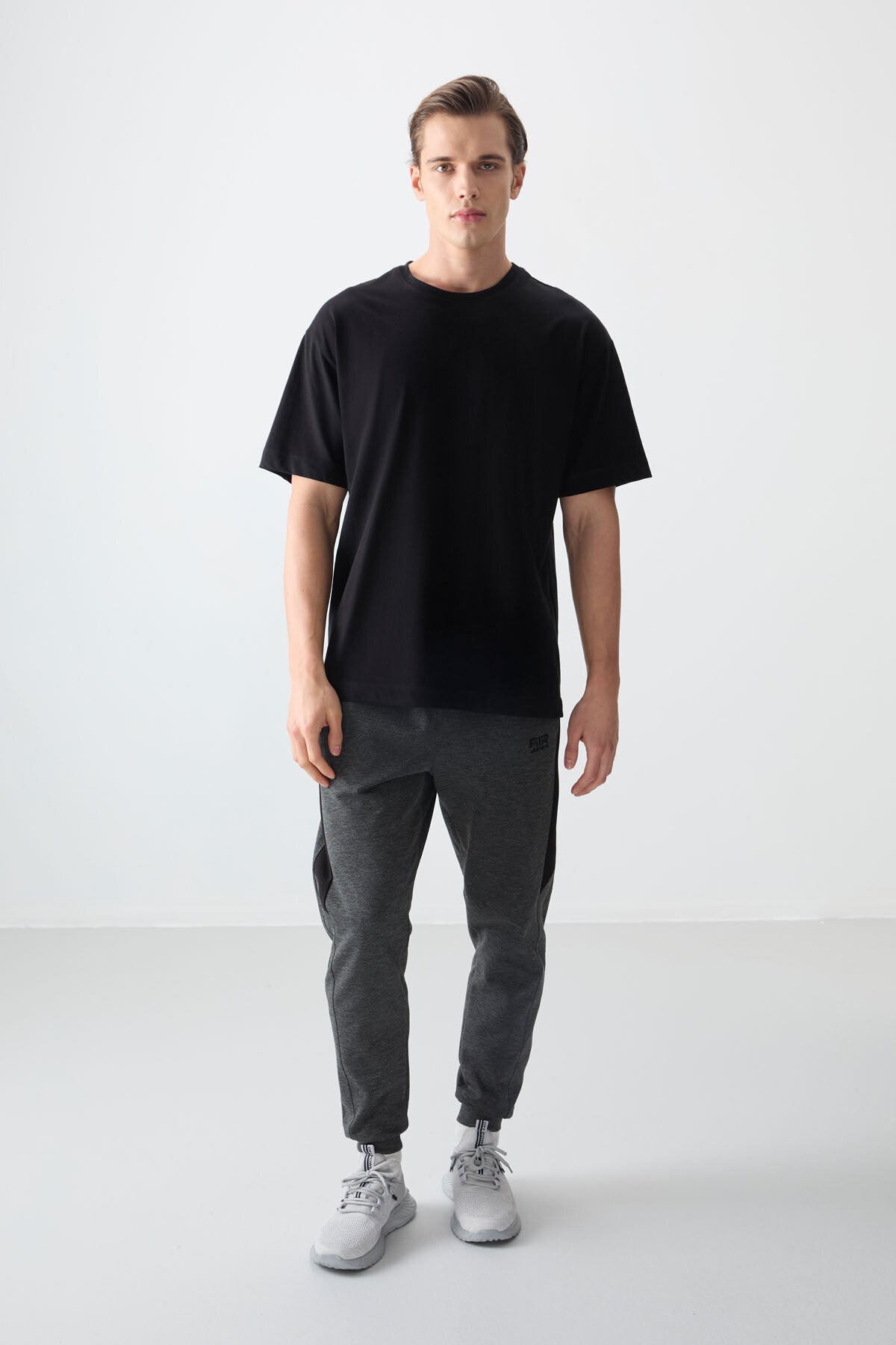 Image of Siyah %100 Pamuk Kalın Yumuşak Dokulu Oversize Fit Basic Erkek T-Shirt - 88353