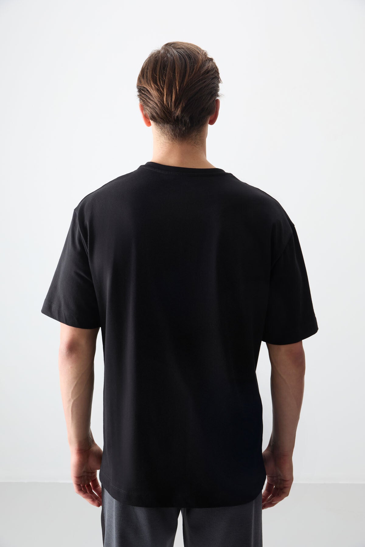 Image of Tricou bărbătesc negru, 100% bumbac, gros, texturat, supradimensionat, imprimat - 88356