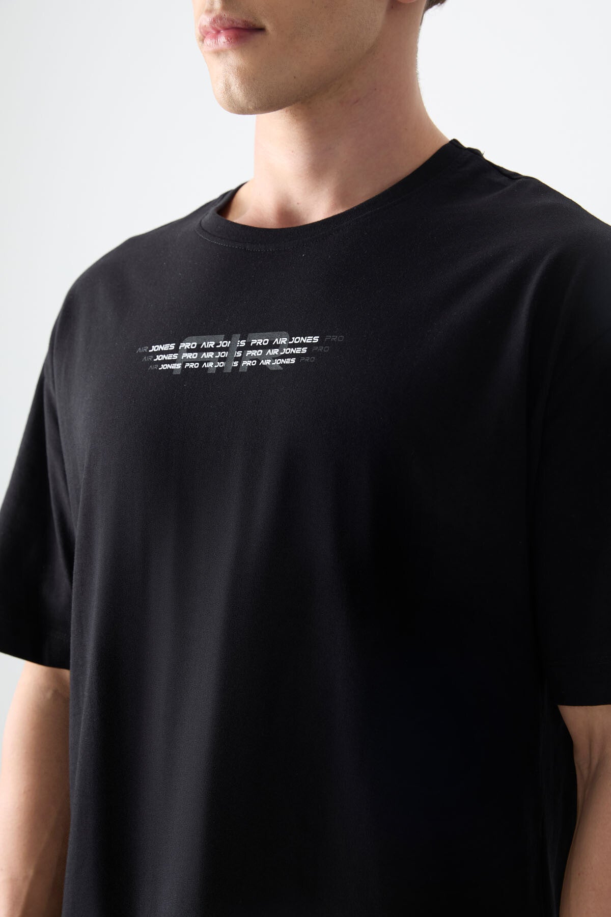 Image of Tricou bărbătesc negru, 100% bumbac, gros, texturat, supradimensionat, imprimat - 88356