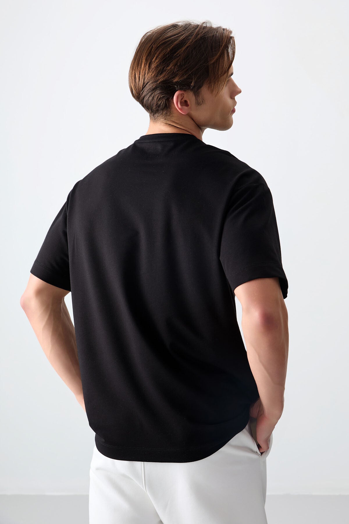 Image of Siyah Pamuklu Kalın Yumuşak Dokulu Oversize Fit Basic Erkek T-Shirt - 88377