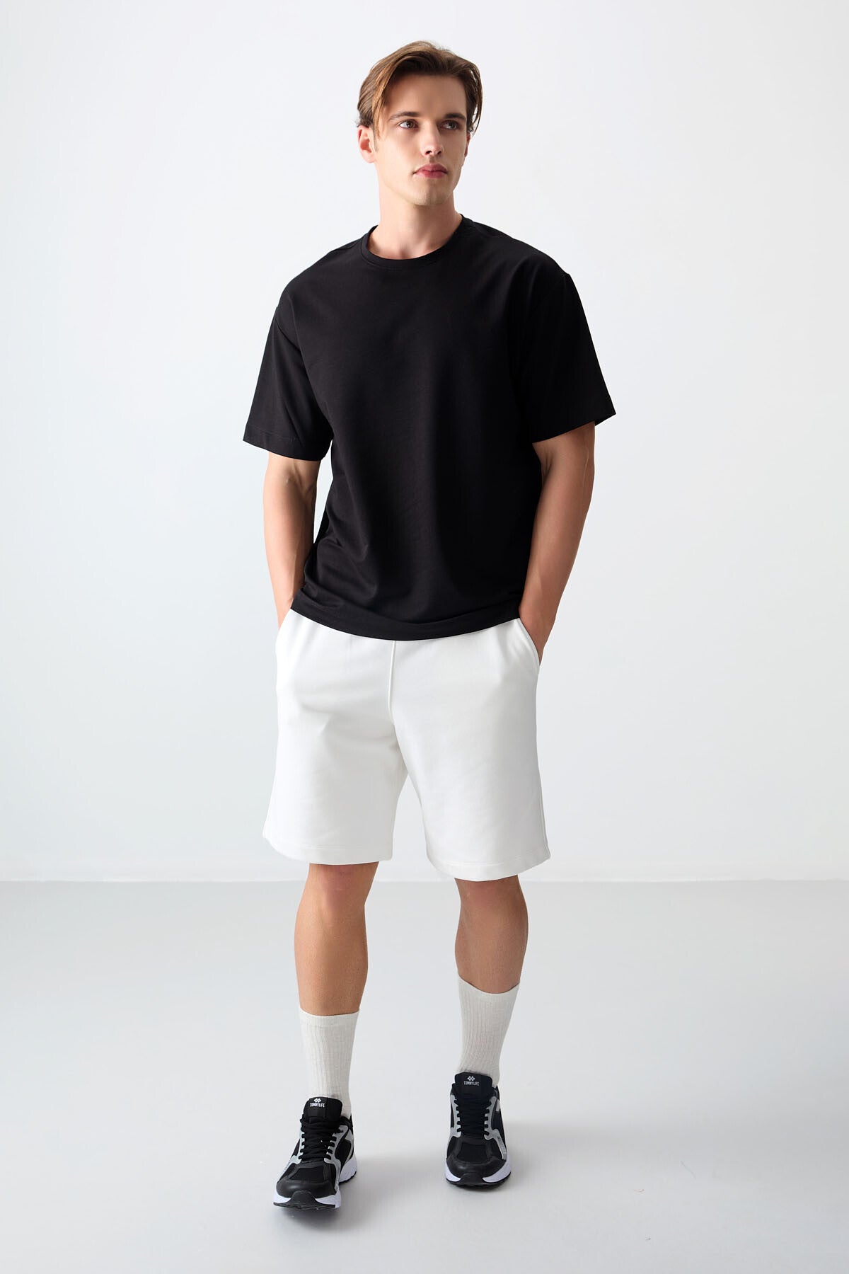 Image of Tricou bărbătesc negru din bumbac gros, texturat, croială supradimensionată, de bază - 88377