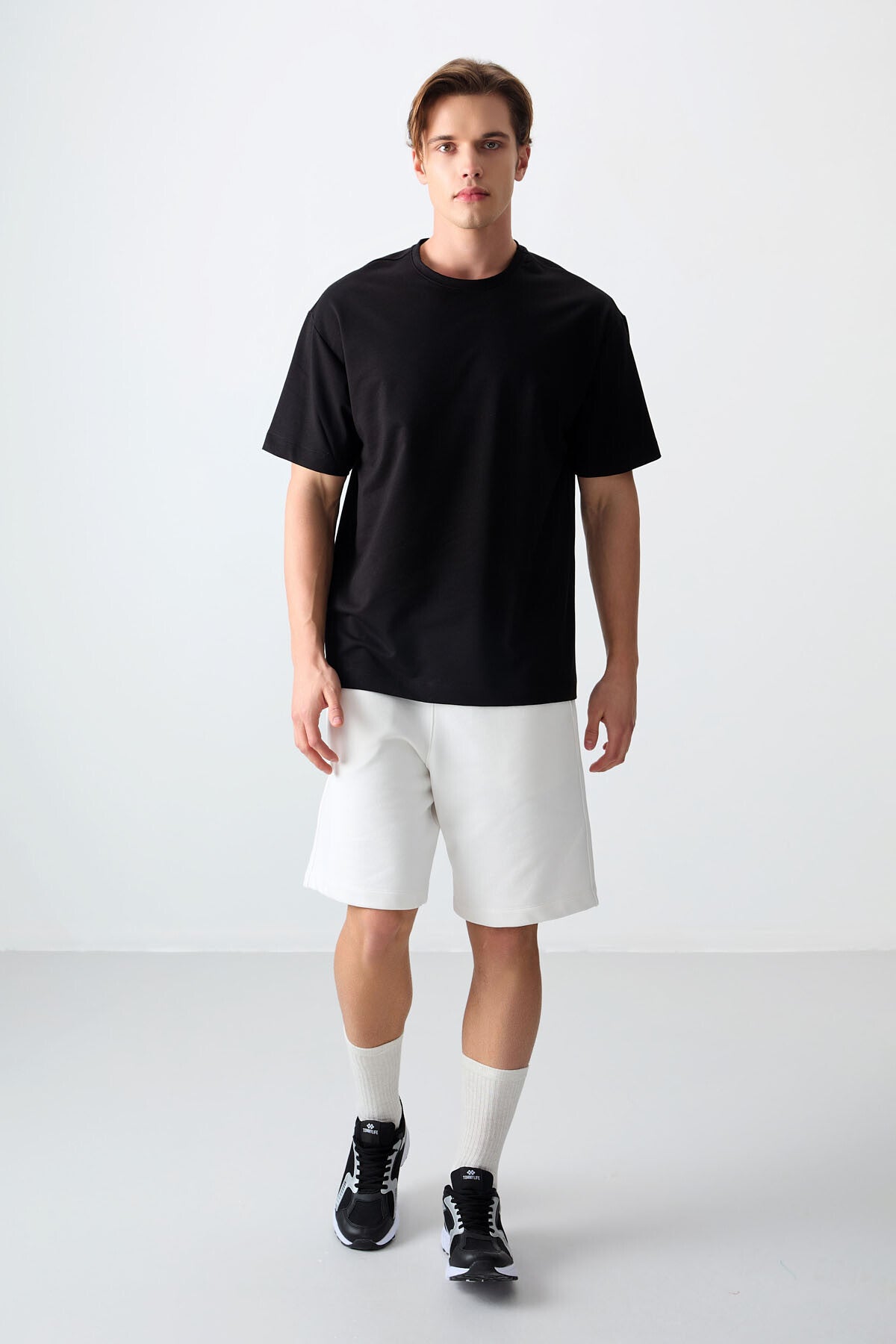 Image of Tricou bărbătesc negru din bumbac gros, texturat, croială supradimensionată, de bază - 88377