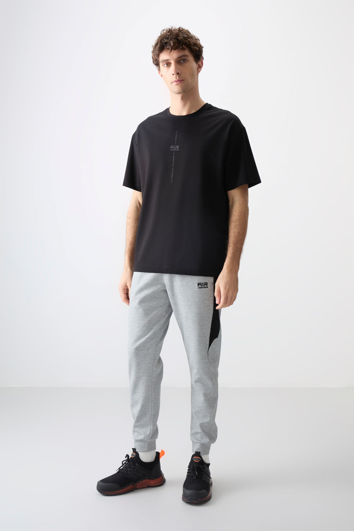 Image of Siyah Pamuklu Kalın Yumuşak Dokulu Oversize Fit Baskılı Erkek T-Shirt - 88373