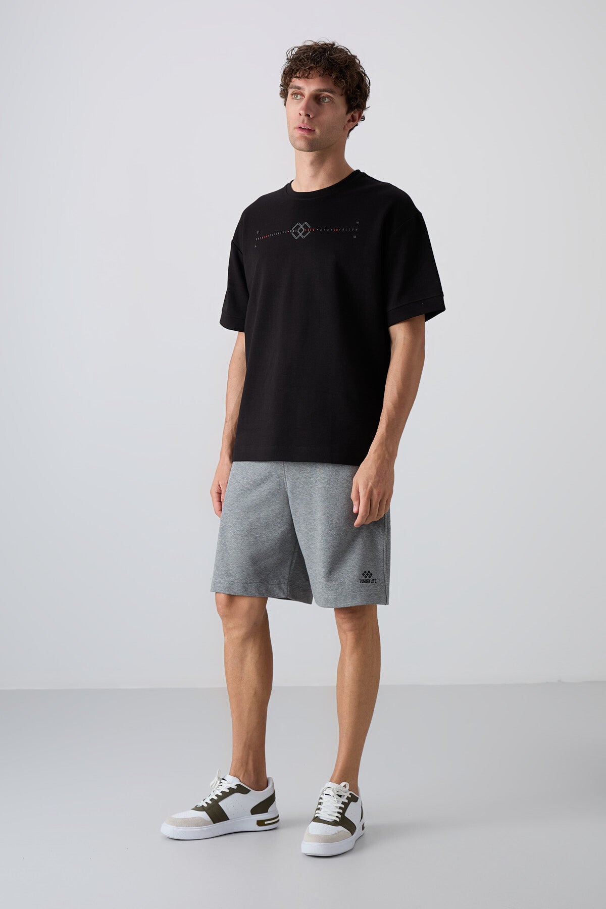 Image of Siyah Pamuklu Kalın Yumuşak Dokulu Oversize Fit Baskılı Erkek T-Shirt - 88323
