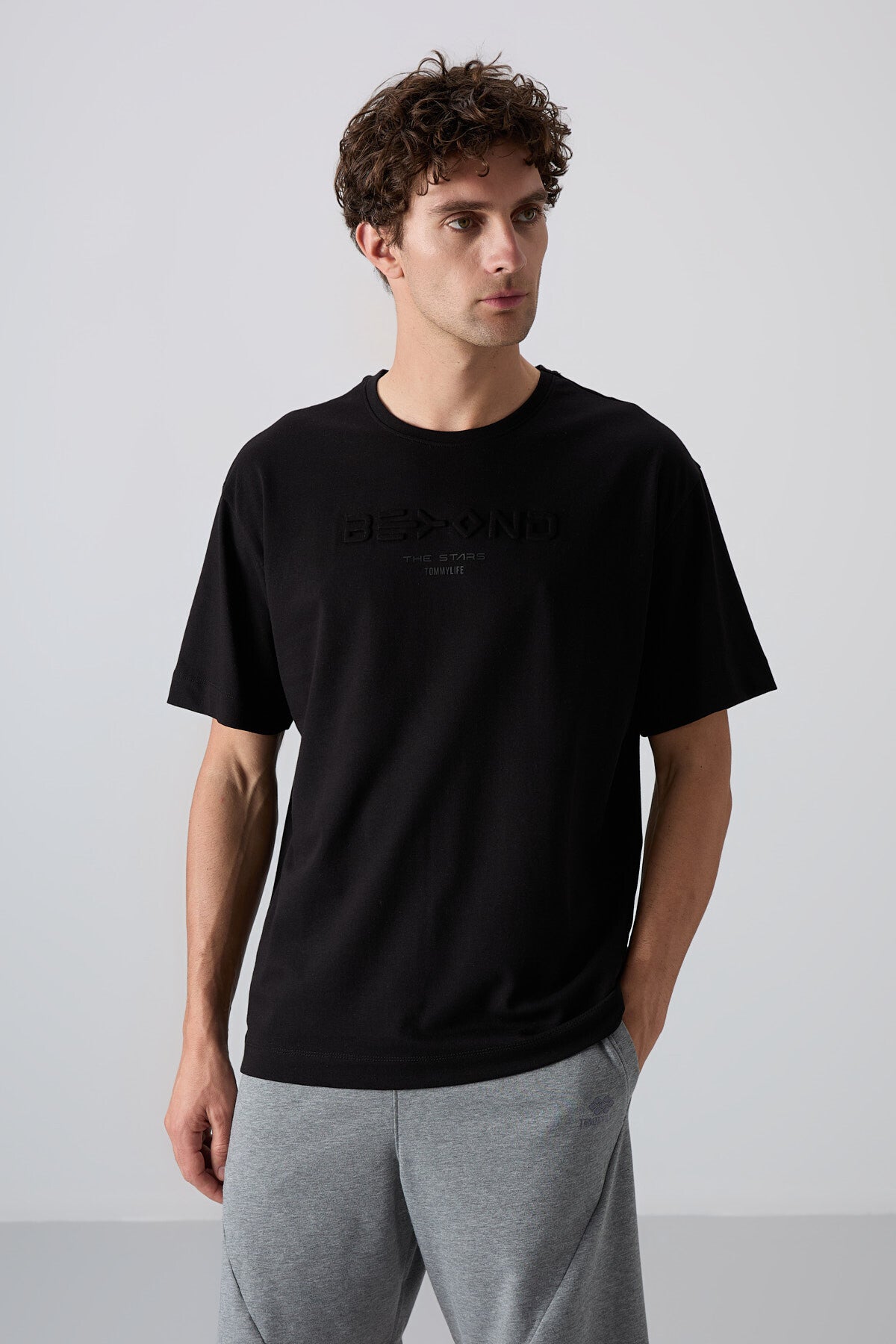 Image of Siyah Pamuklu Kalın Yumuşak Dokulu Oversize Fit Baskılı Erkek T-Shirt - 88328