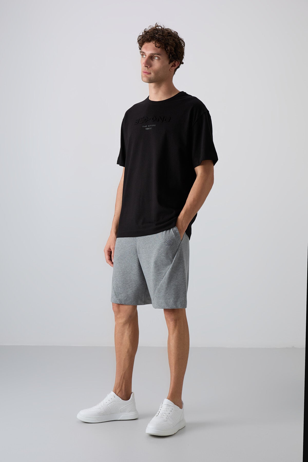 Image of Siyah Pamuklu Kalın Yumuşak Dokulu Oversize Fit Baskılı Erkek T-Shirt - 88328