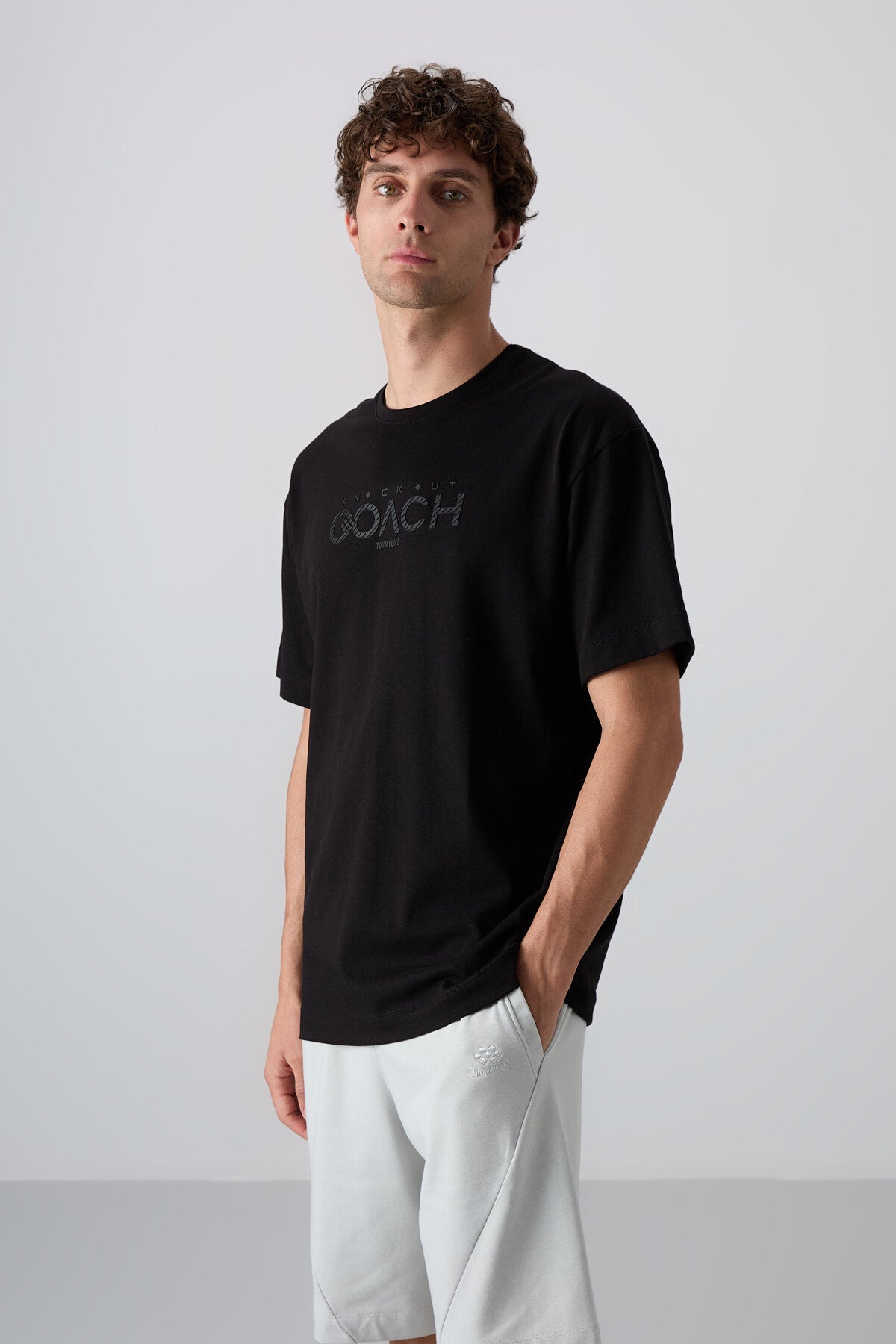 Image of Siyah Pamuklu Kalın Yumuşak Dokulu Oversize Fit Baskılı Erkek T-Shirt - 88329