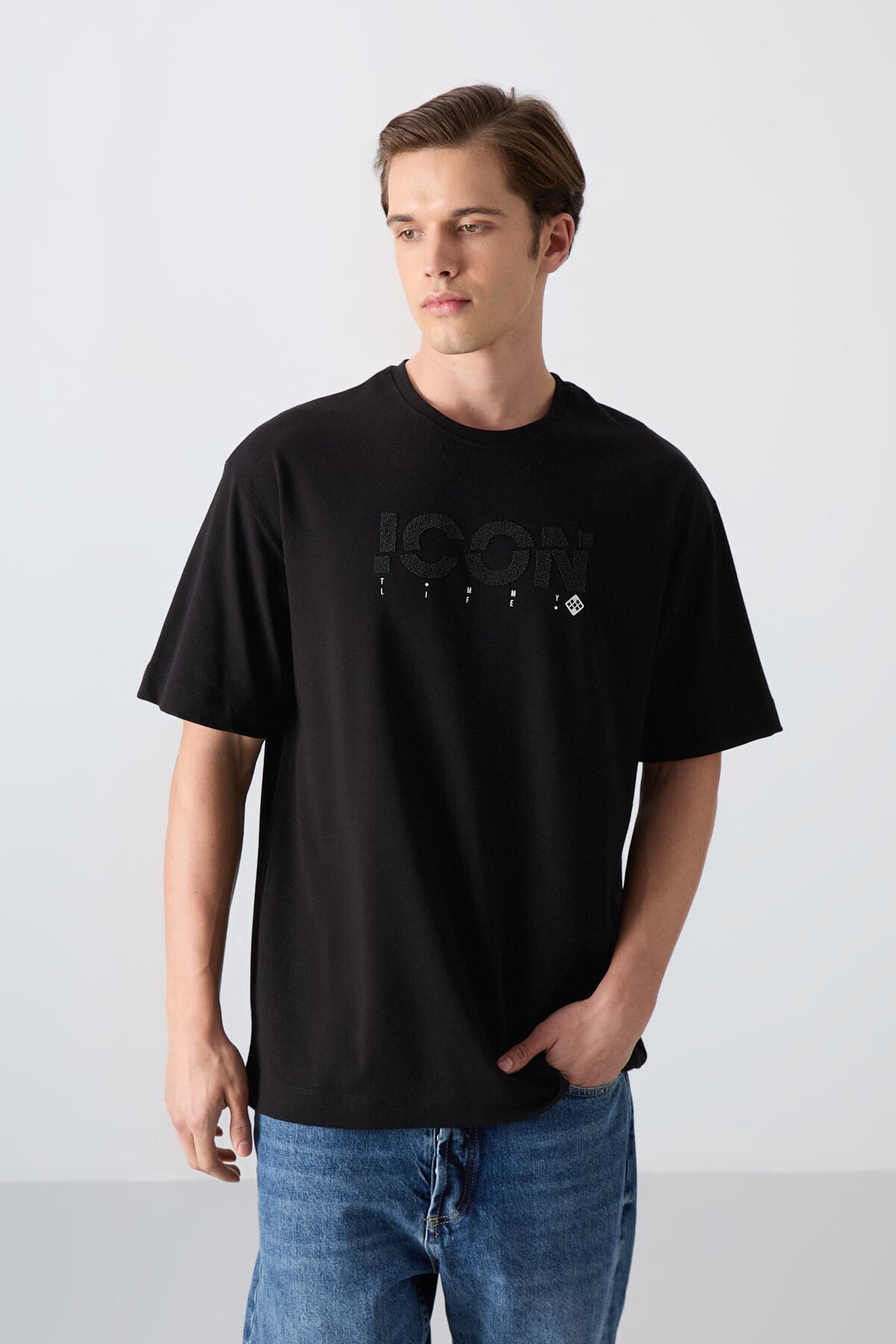 Image of Siyah Pamuklu Kalın Yumuşak Dokulu Oversize Fit Baskılı Erkek T-Shirt - 88331