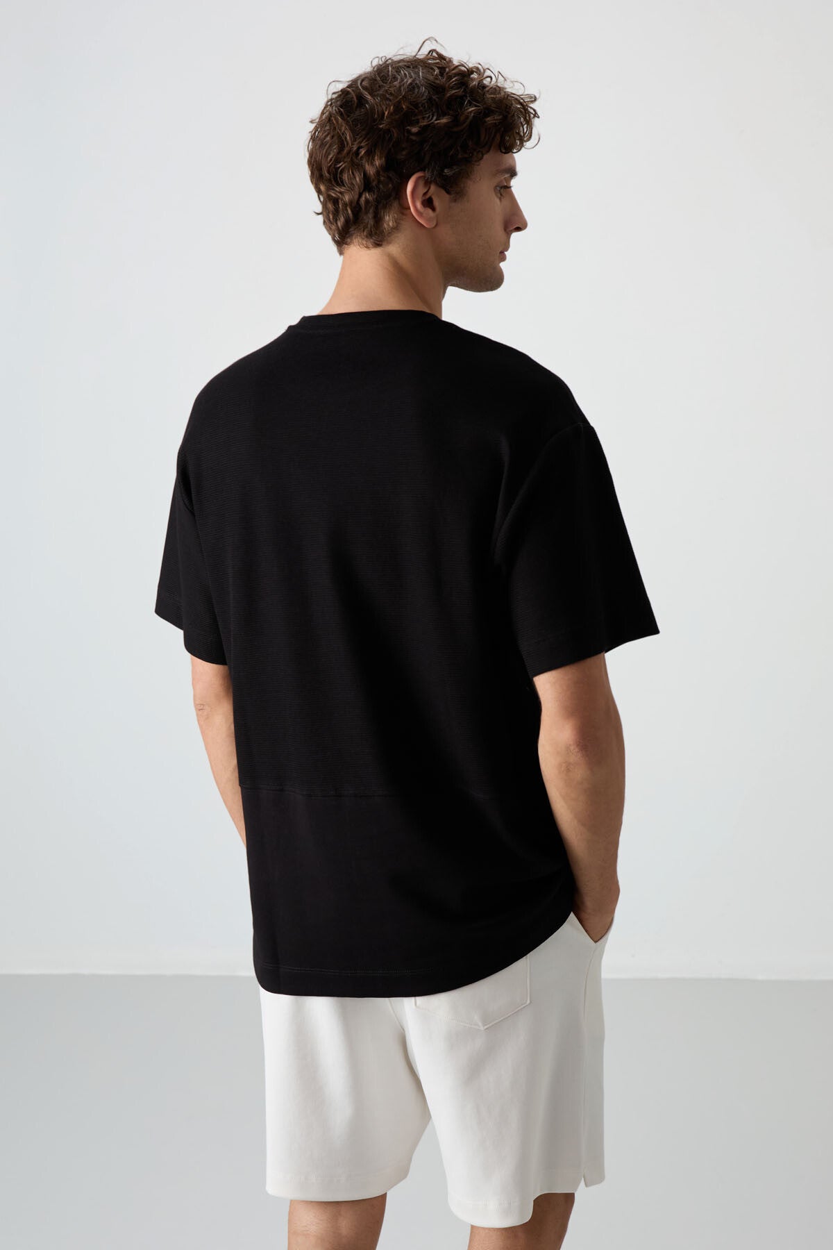 Image of Black Cotton Thick Textured Oversize Fit Basic Men's T-Shirt - 88337