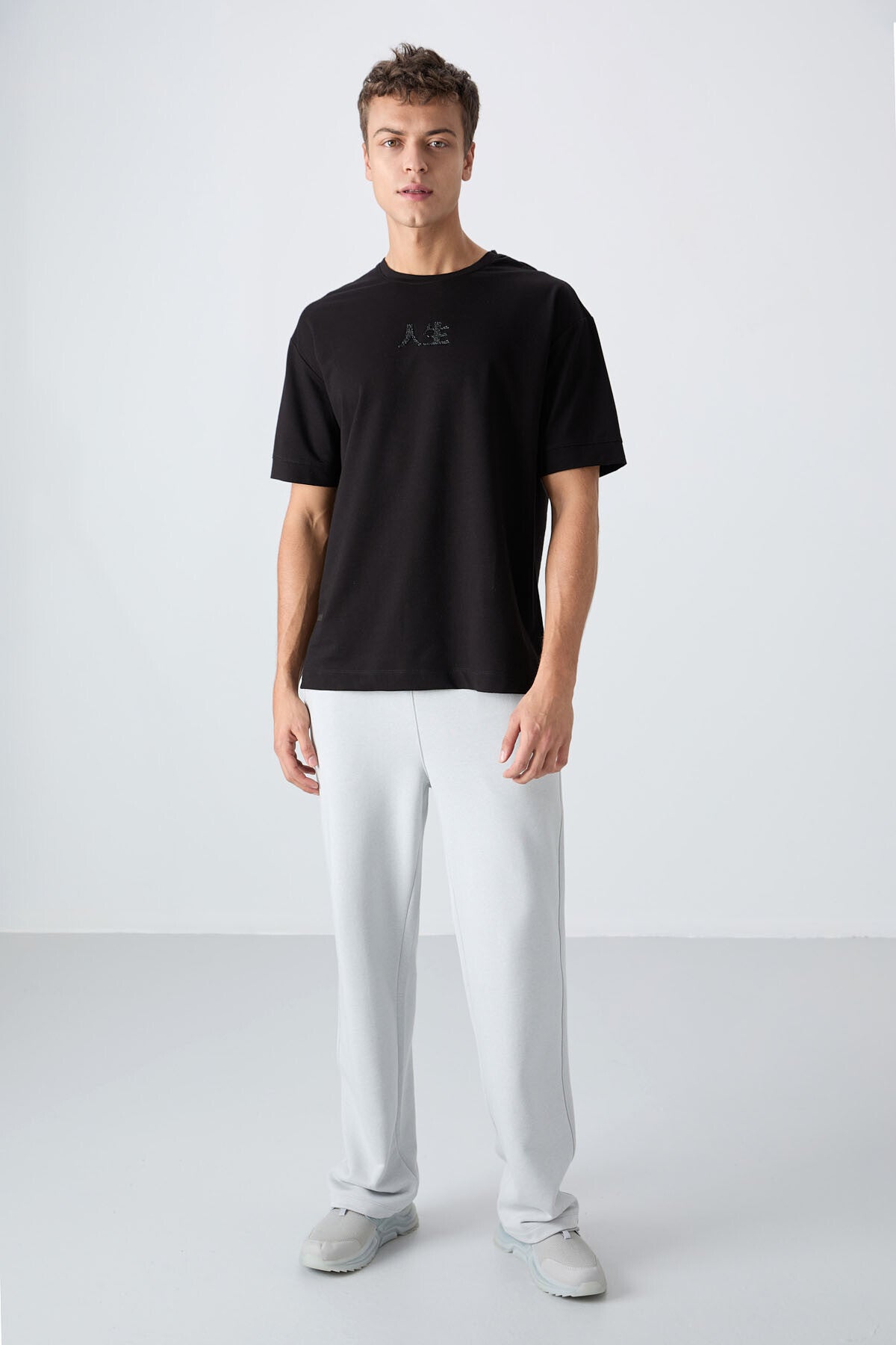 Image of Siyah Pamuklu Kalın Yumuşak Dokulu Oversize Fit Baskılı Erkek T-Shirt - 88342