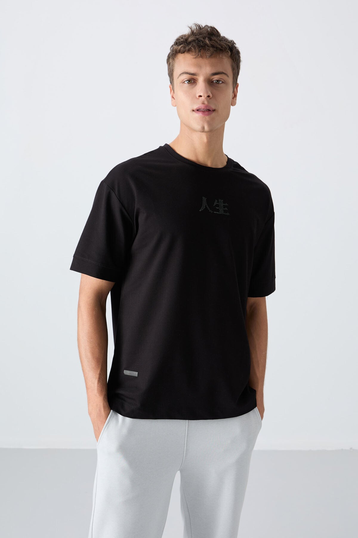 Image of Siyah Pamuklu Kalın Yumuşak Dokulu Oversize Fit Baskılı Erkek T-Shirt - 88342