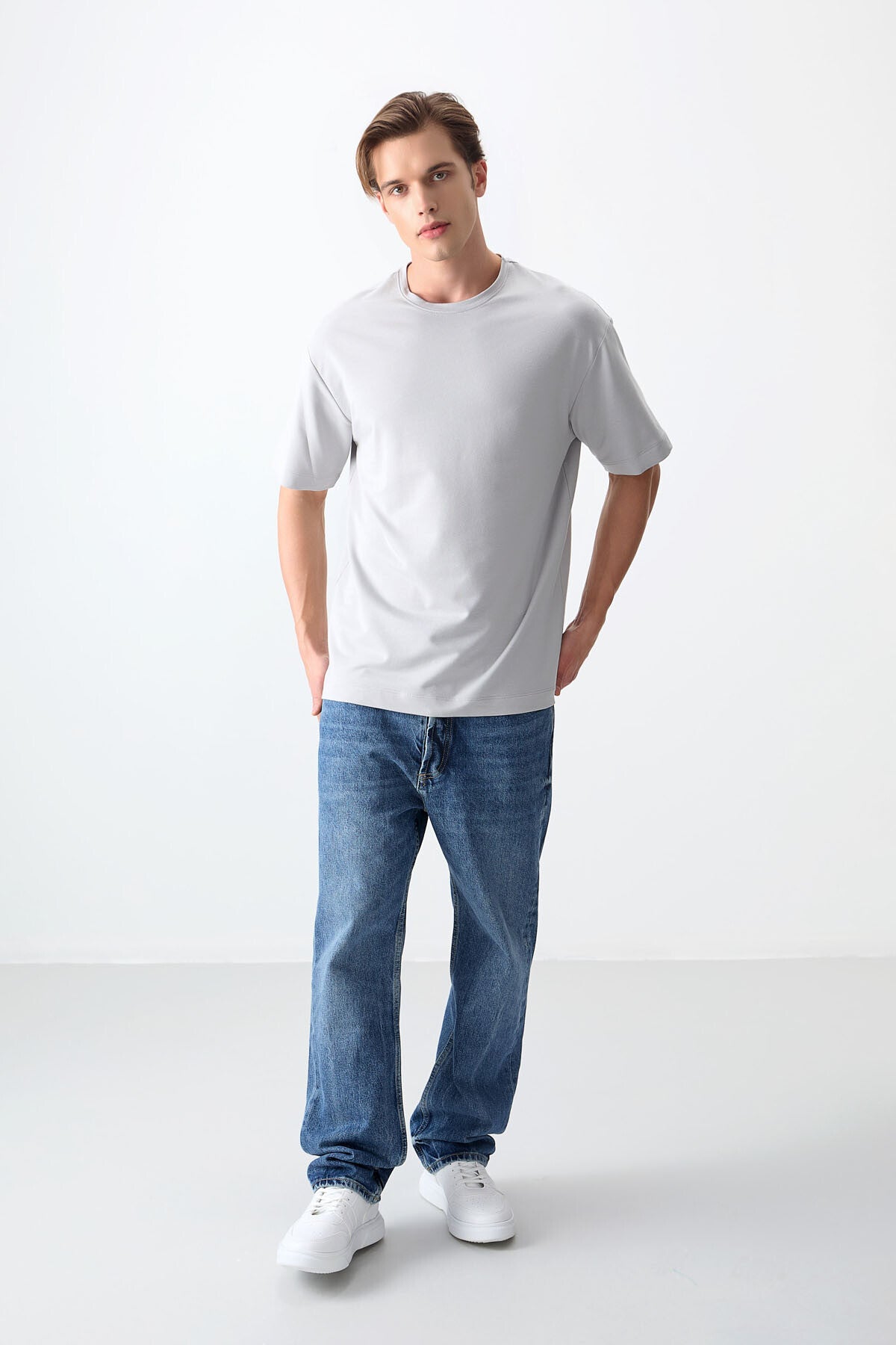 Image of Taş Pamuklu Kalın Yumuşak Dokulu Oversize Fit Basic Erkek T-Shirt - 88377