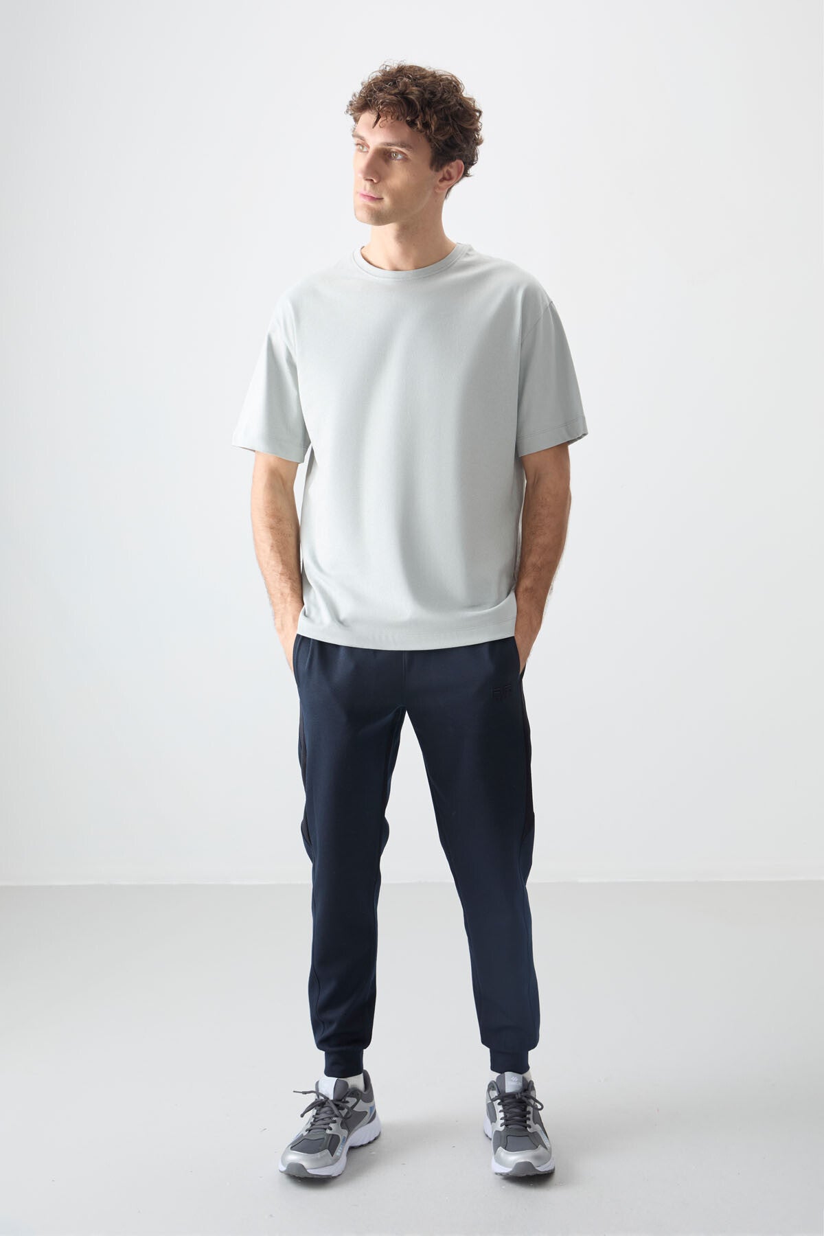 Image of Tricou bărbătesc simplu, din bumbac 100%, gros, texturat, supradimensionat, cu model Stone - 88353