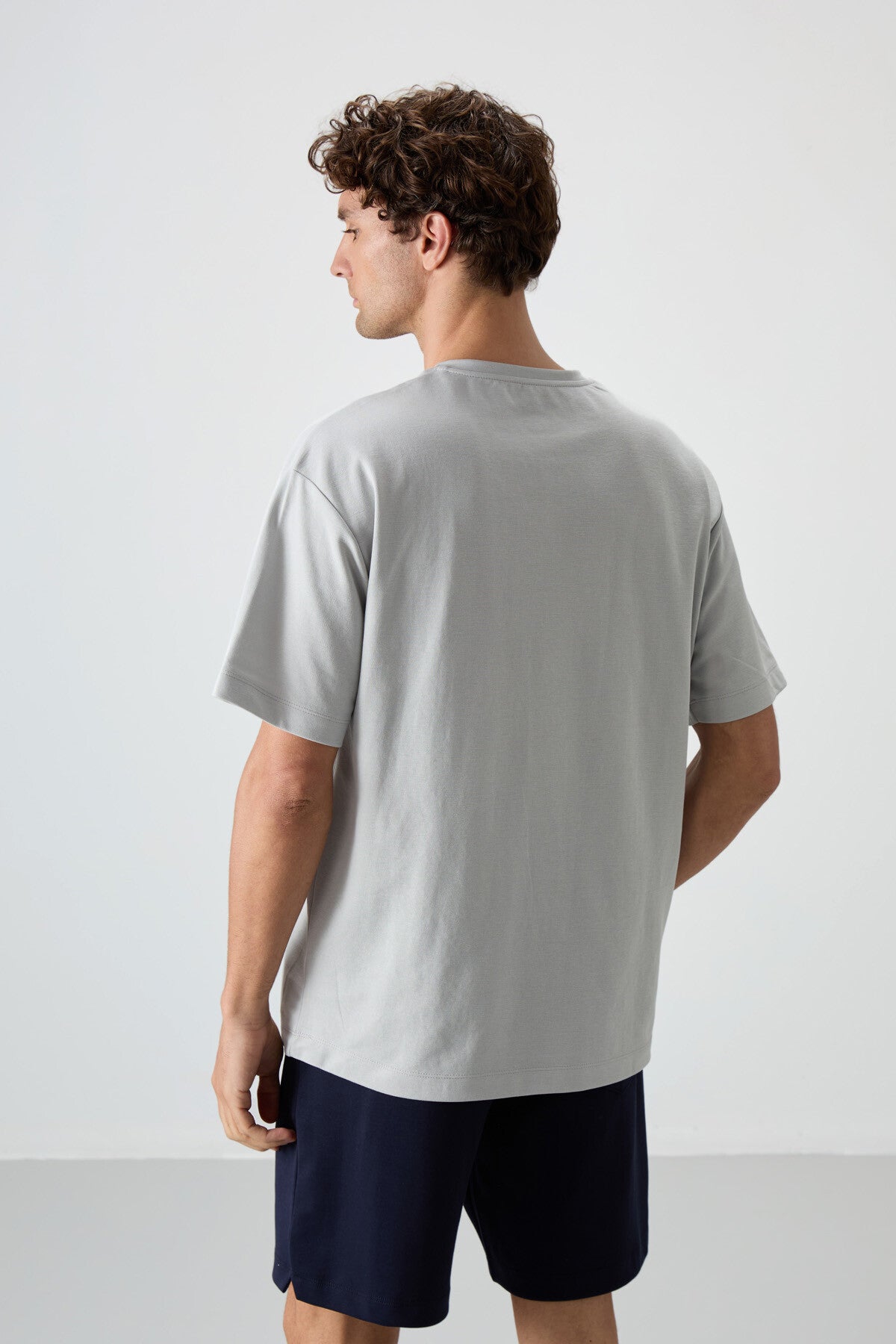 Image of Taş Pamuklu Kalın Yüzeyi Dokulu Oversize Fit  Baskılı Erkek T-Shirt - 88371