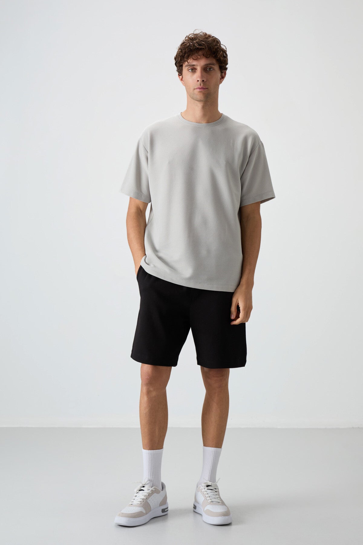 Image of Taş Waffle İnterlok Yüzeyi Dokulu Oversize Fit Basic Erkek T-Shirt - 88379