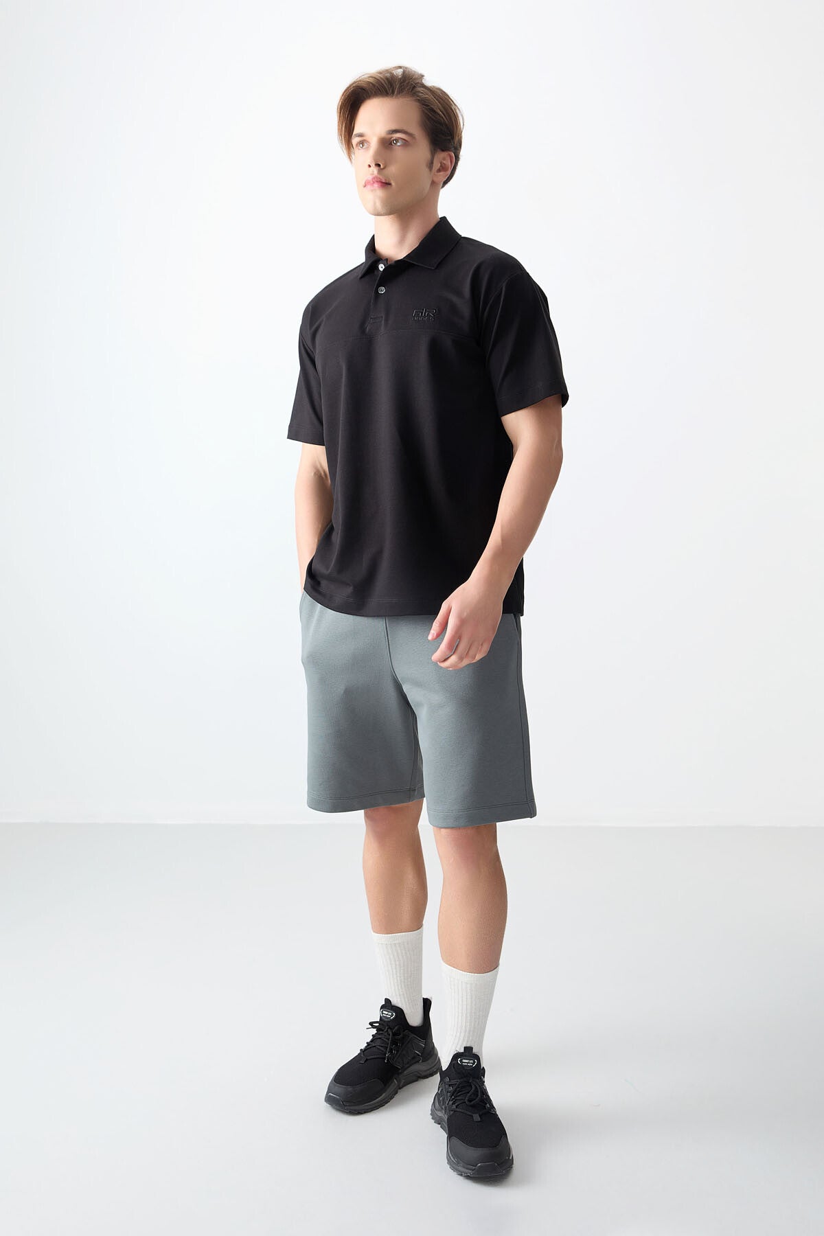 Image of Siyah Pamuklu Kalın Yumuşak Dokulu Polo Yaka Oversize Fit Basic Erkek T- Shirt - 88382