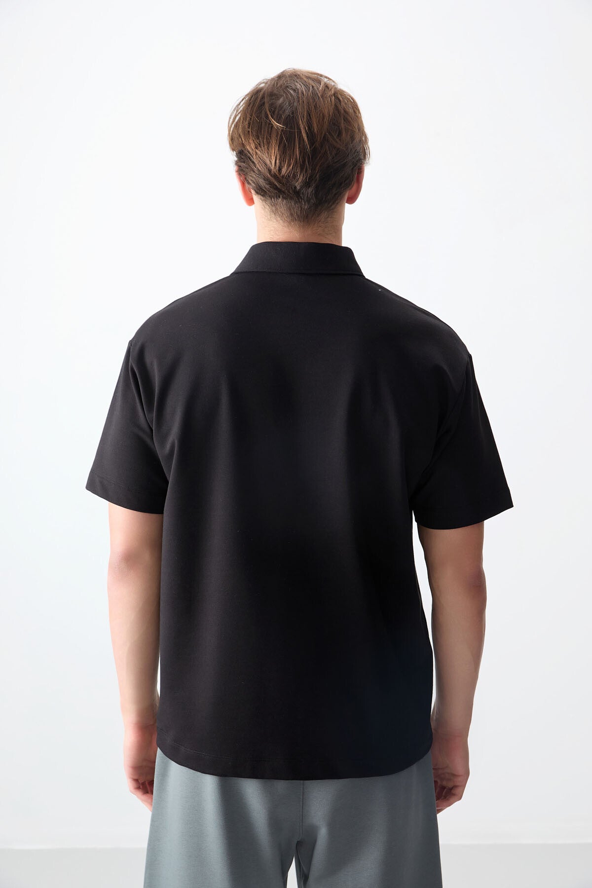 Image of Siyah Pamuklu Kalın Yumuşak Dokulu Polo Yaka Oversize Fit Basic Erkek T- Shirt - 88382