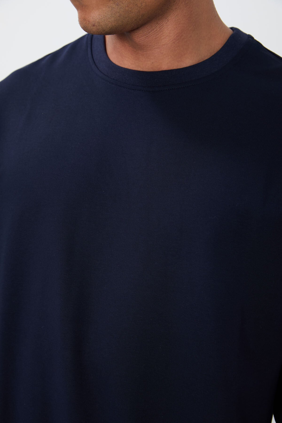 Image of İndigo Pamuk Yumuşak Dokulu Standart Fit Basic Erkek Sweatshirt - 88363