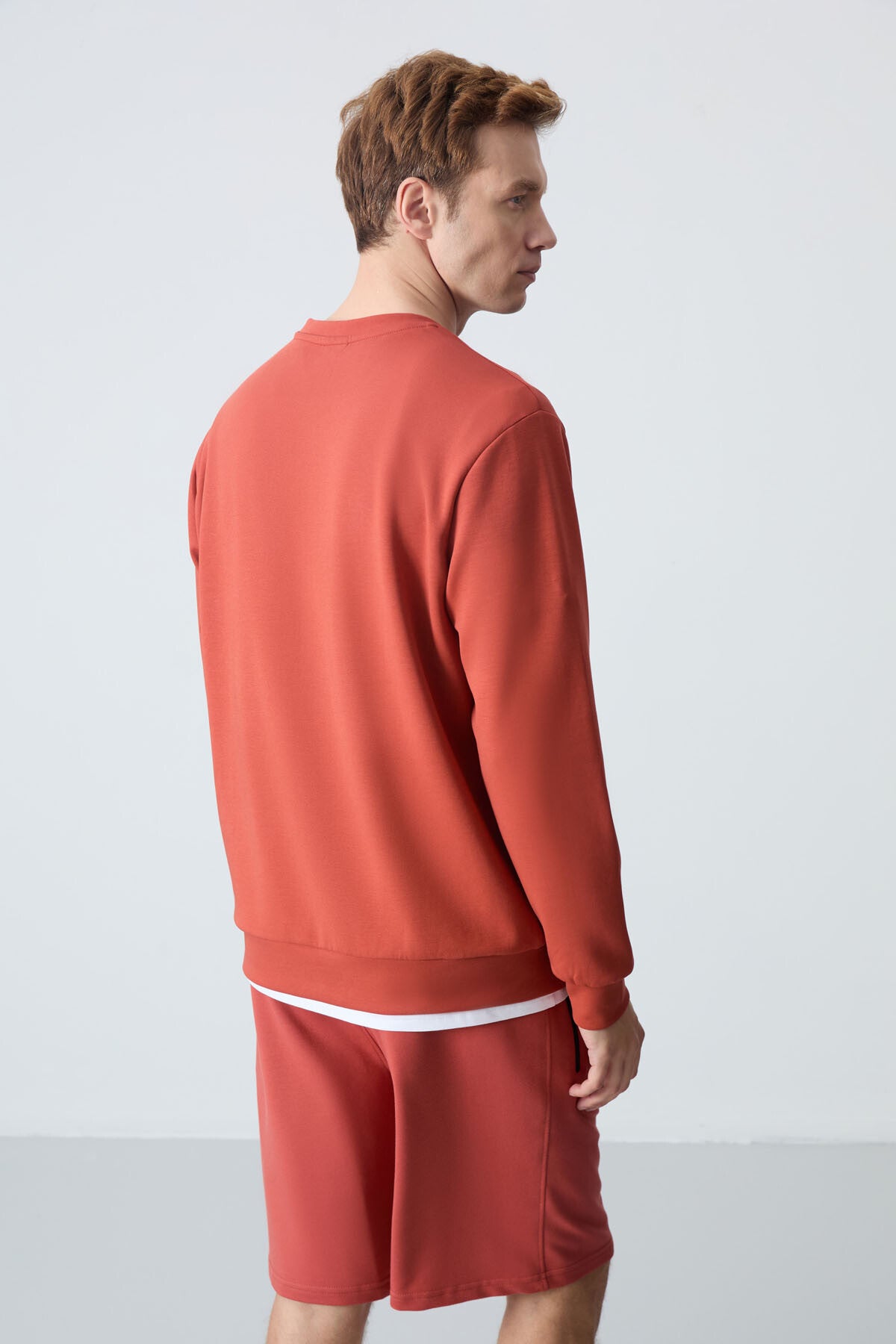 Image of Kiremit Basic O Yaka Rahat Form Erkek Sweatshirt - 88053
