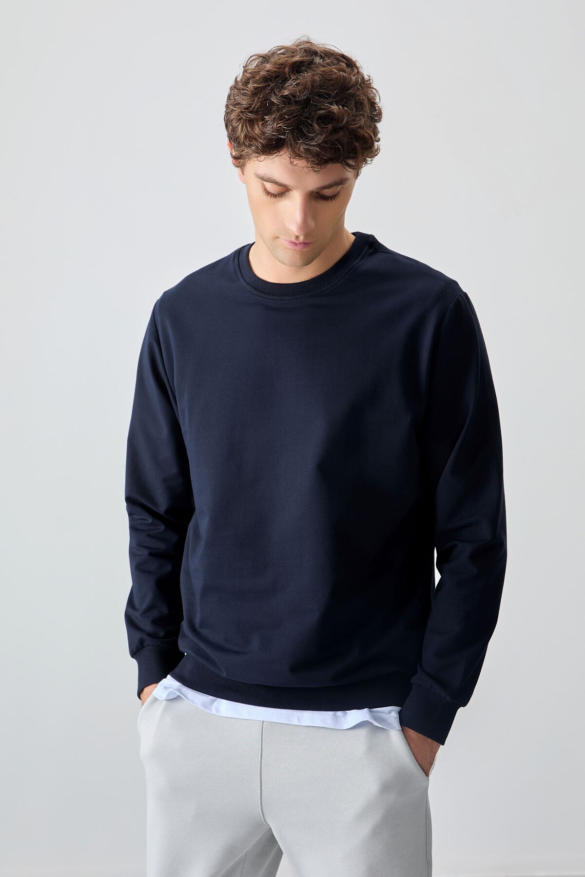 Image of Lacivert Pamuk Yumuşak Dokulu Standart Fit Basic Erkek Sweatshirt - 88363