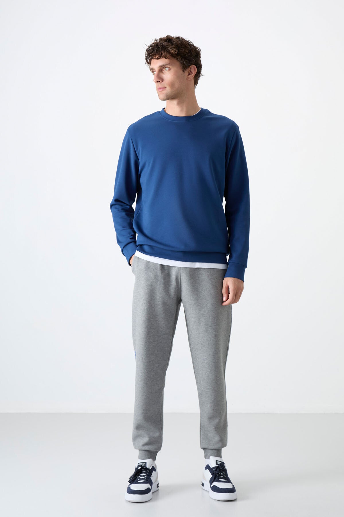 Image of Parlament Basic O Yaka Rahat Form Erkek Sweatshirt - 88053