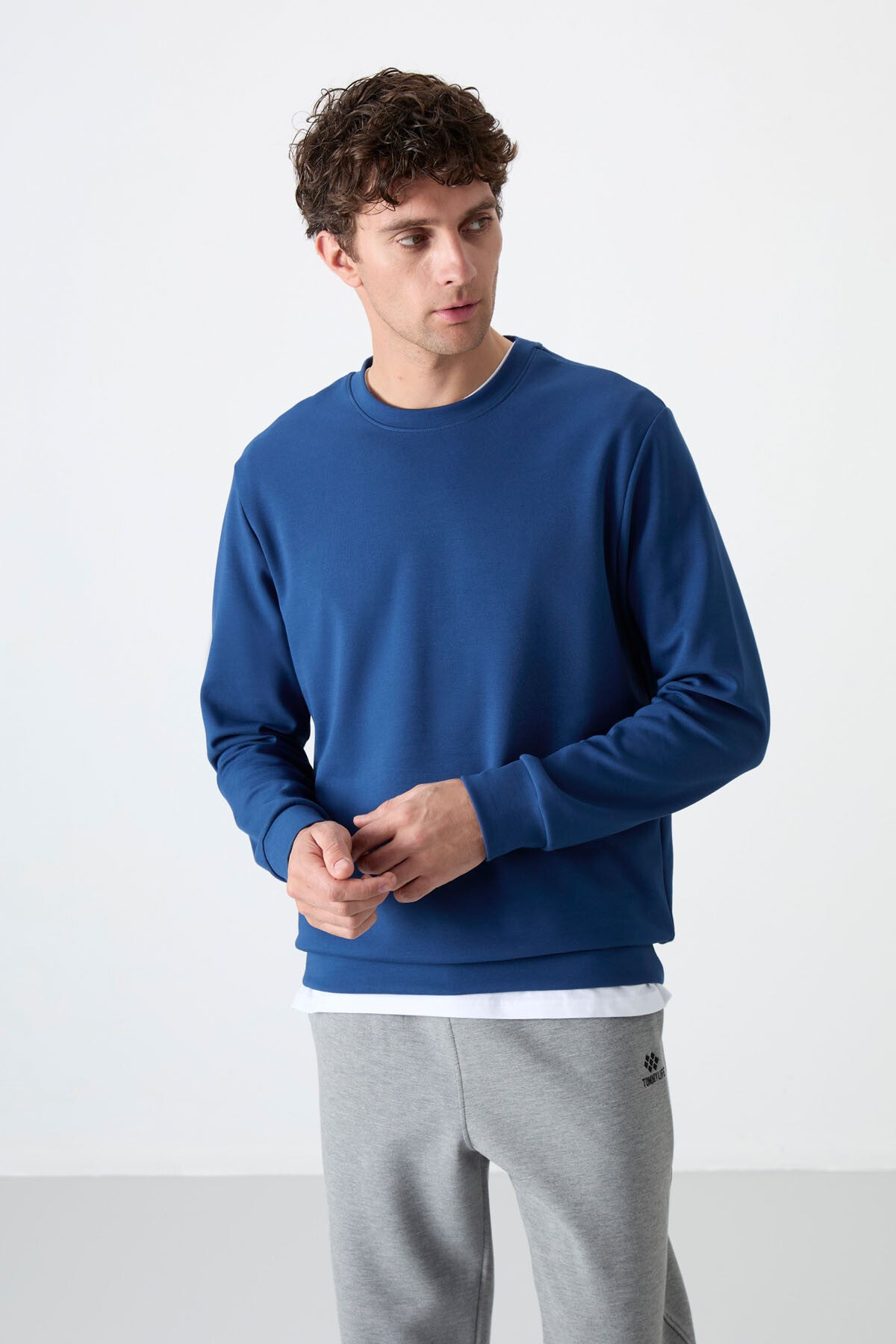 Image of Parlament Basic O Yaka Rahat Form Erkek Sweatshirt - 88053
