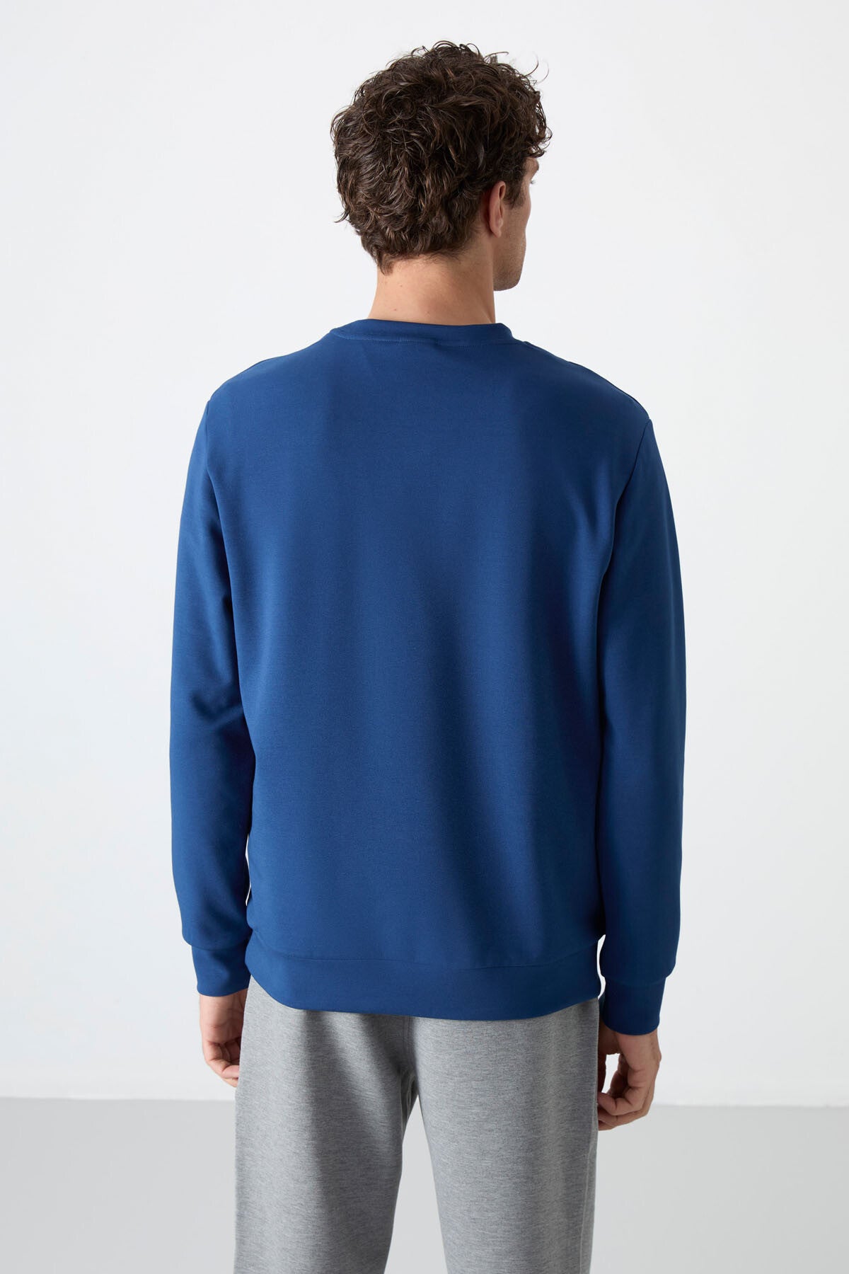 Image of Parlament Basic O Yaka Rahat Form Erkek Sweatshirt - 88053