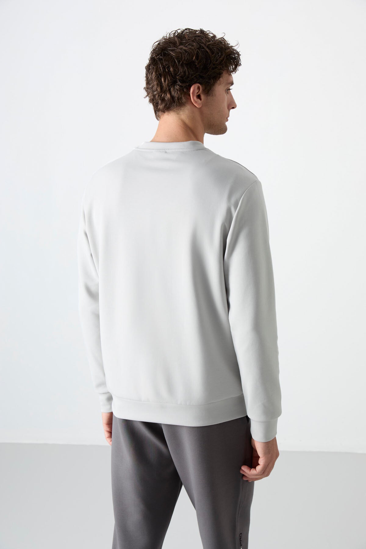 Image of Taş Basic O Yaka Rahat Form Erkek Sweatshirt - 88053