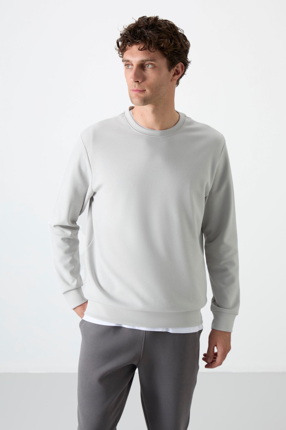 Image of Taş Basic O Yaka Rahat Form Erkek Sweatshirt - 88053